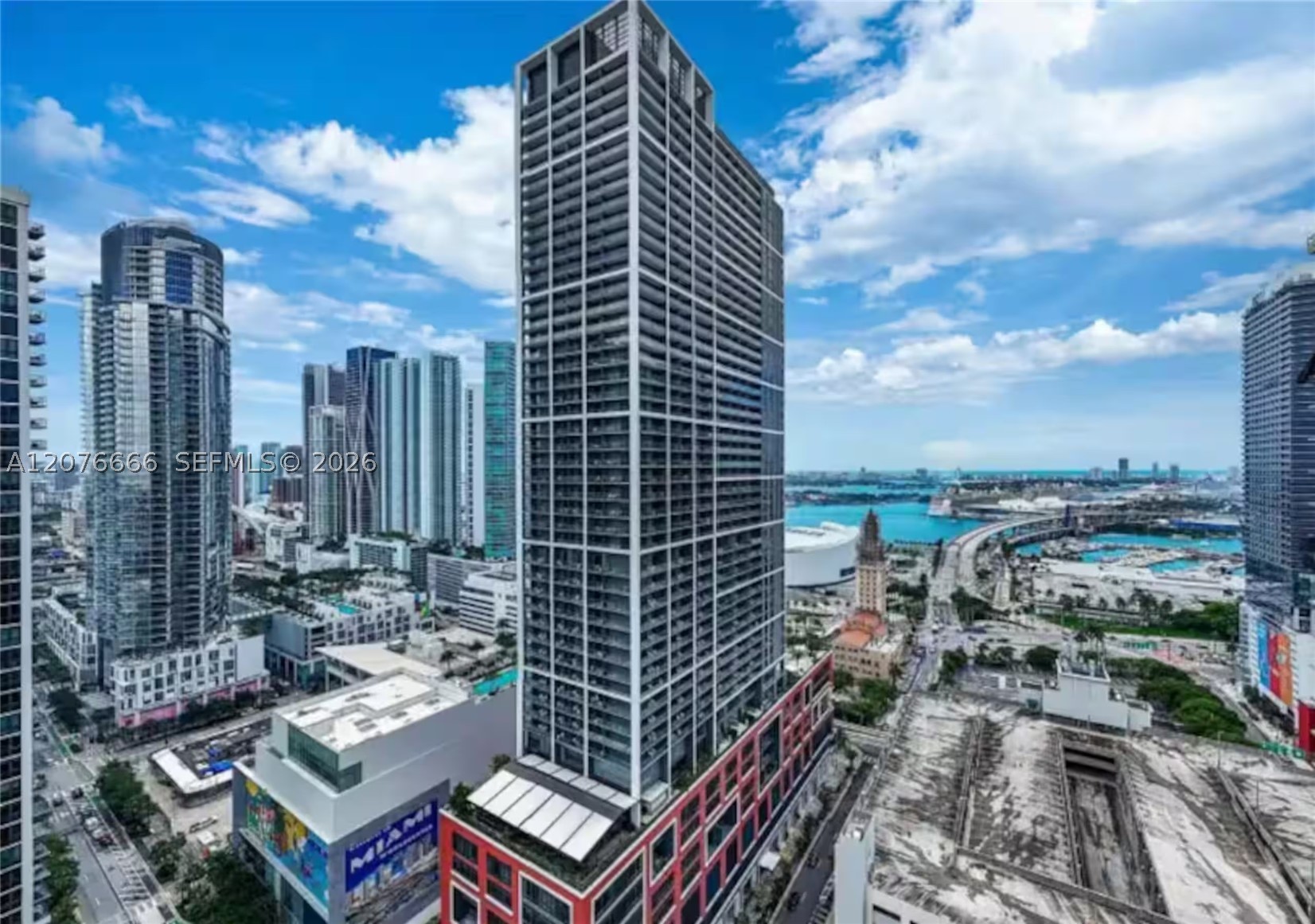159 NE 6th St #3504 Miami, FL 33132
