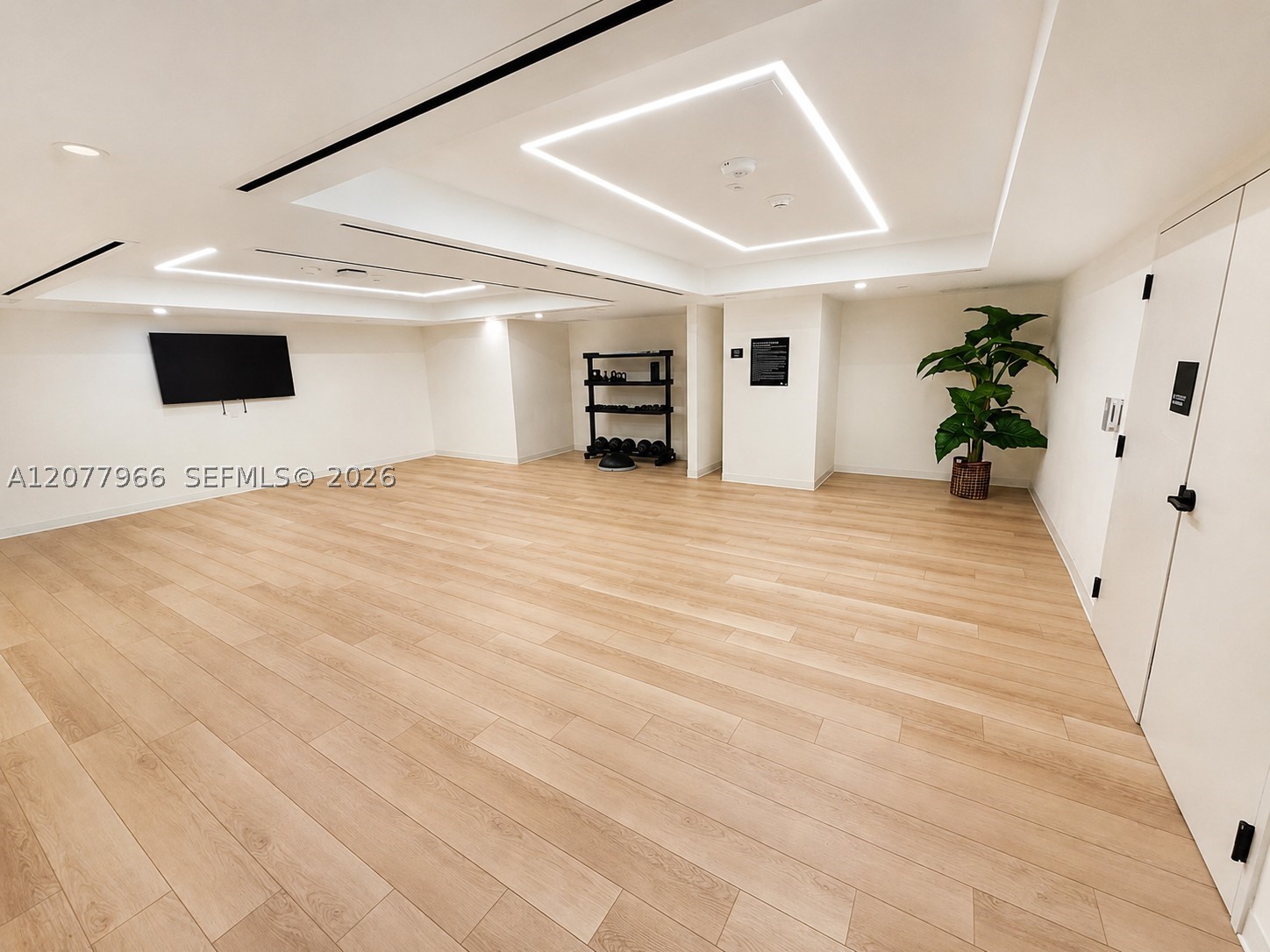 225 N Miami Ave #2810 Miami, FL 33128