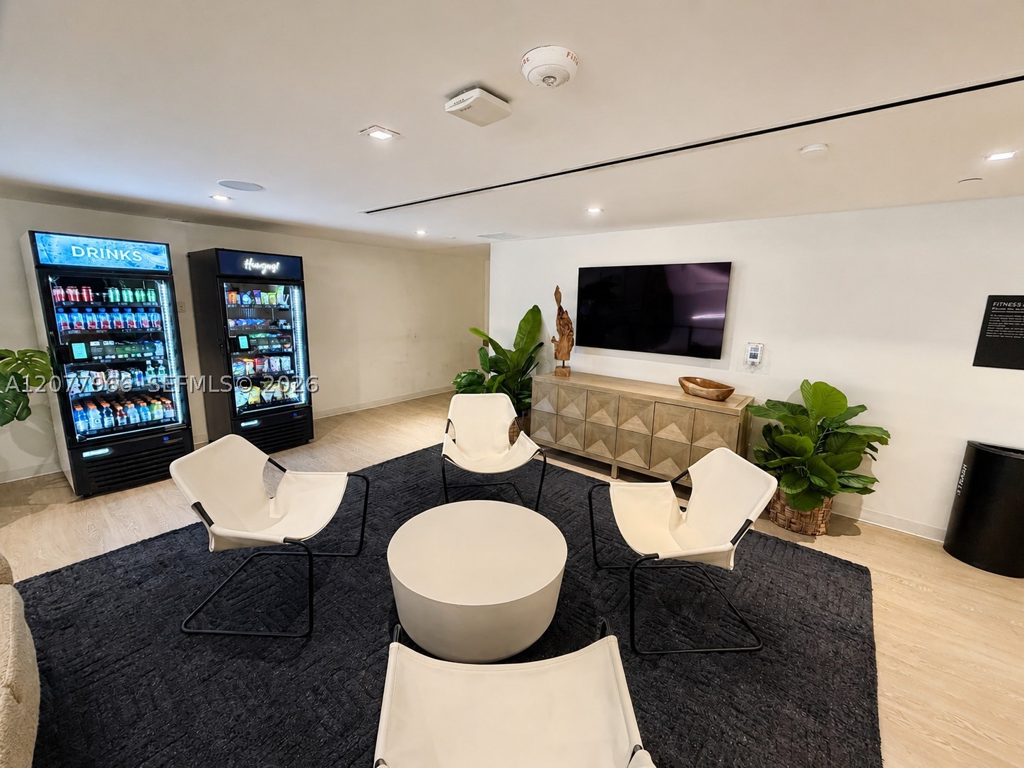 225 N Miami Ave #2810 Miami, FL 33128