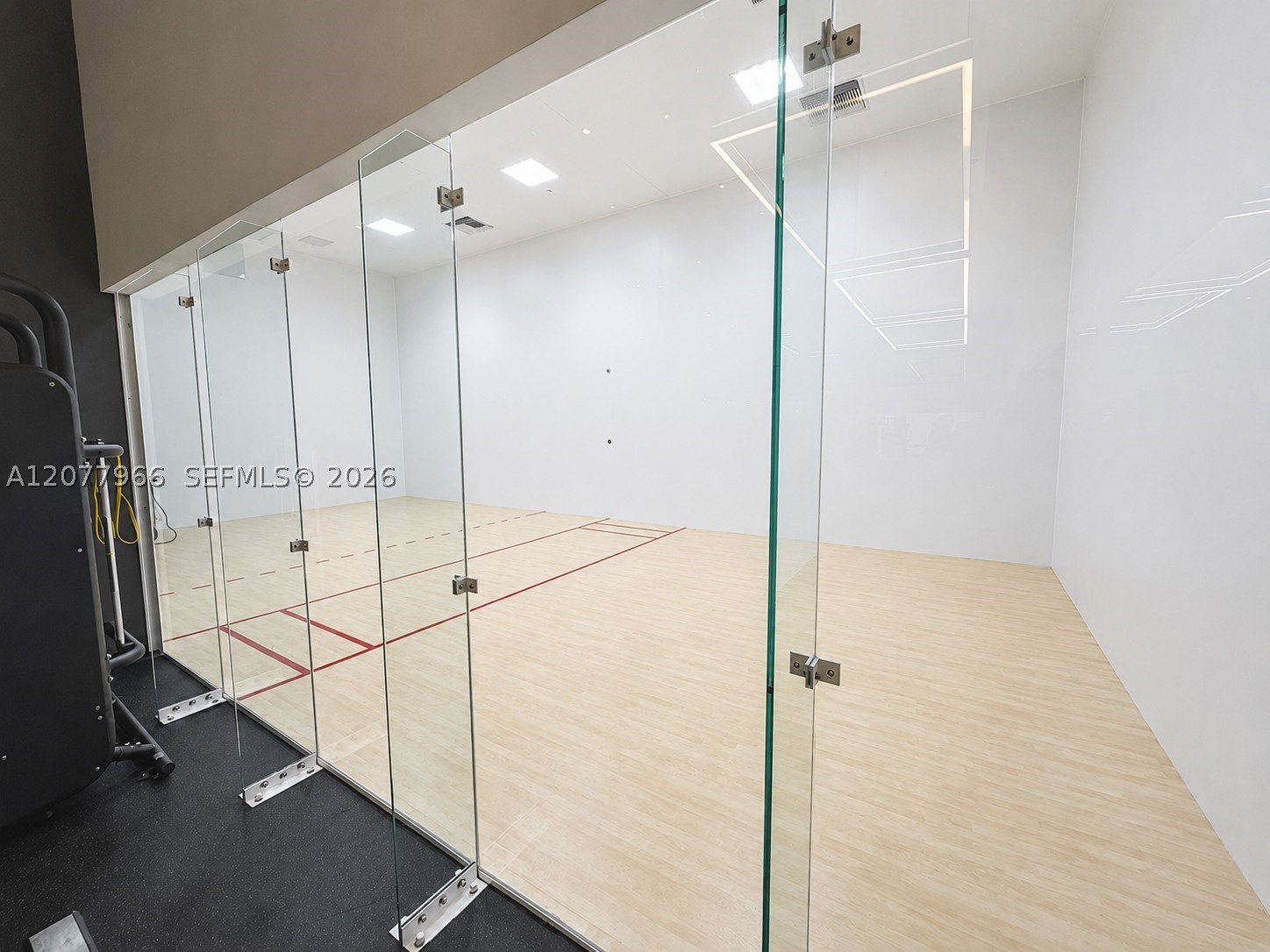 225 N Miami Ave #2810 Miami, FL 33128