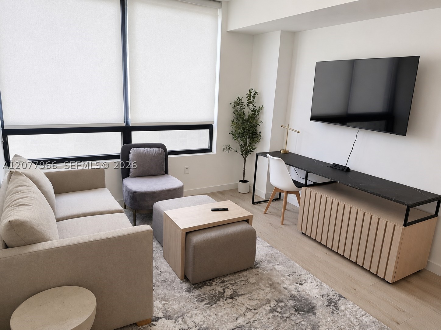 225 N Miami Ave #2810 Miami, FL 33128