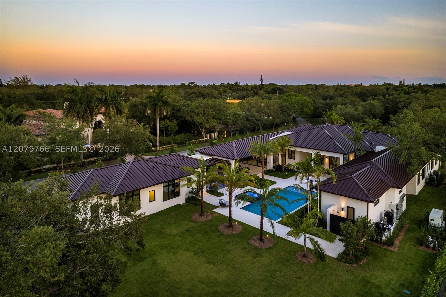 10860 SW 67th Ct Pinecrest, FL 33156