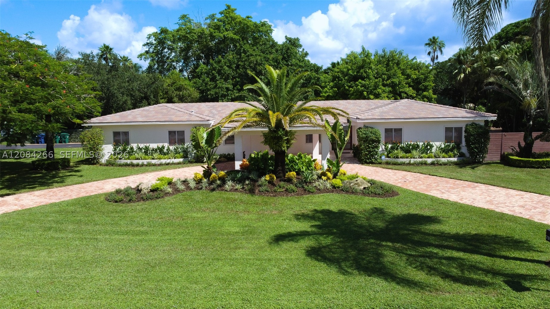 7895 SW 76th Ter
