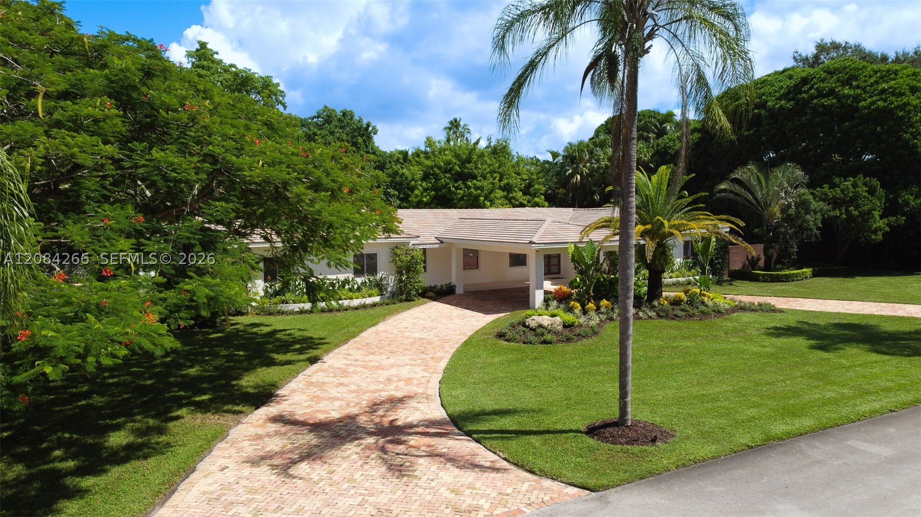 7895 SW 76th Ter Miami, FL 33143