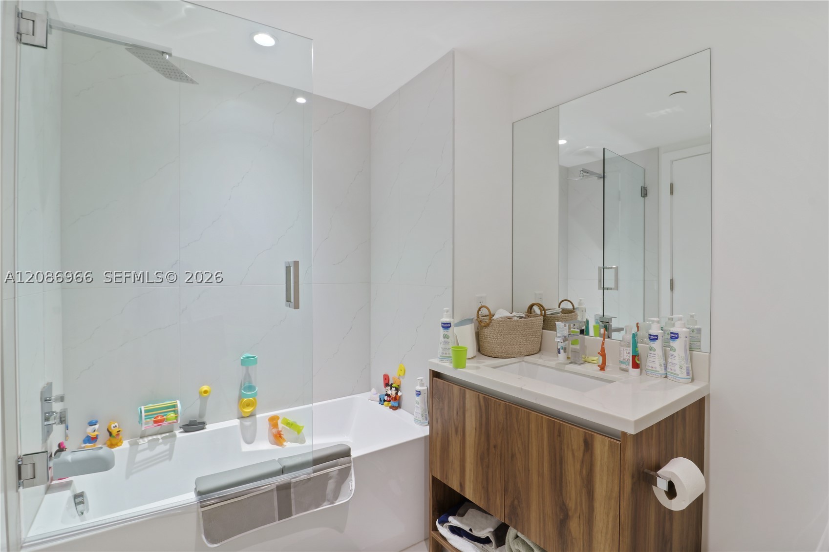 image Alana Bay Harbor Islands44