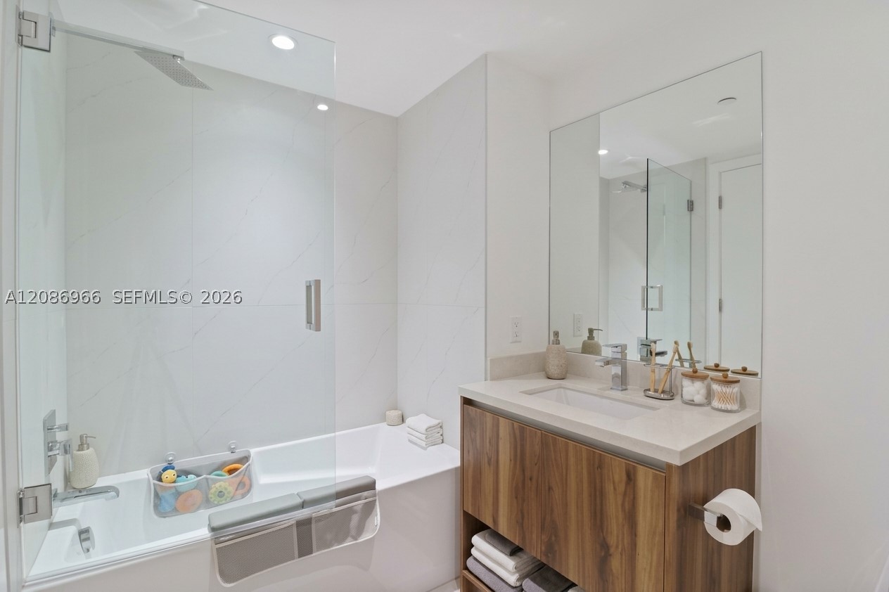 image Alana Bay Harbor Islands48
