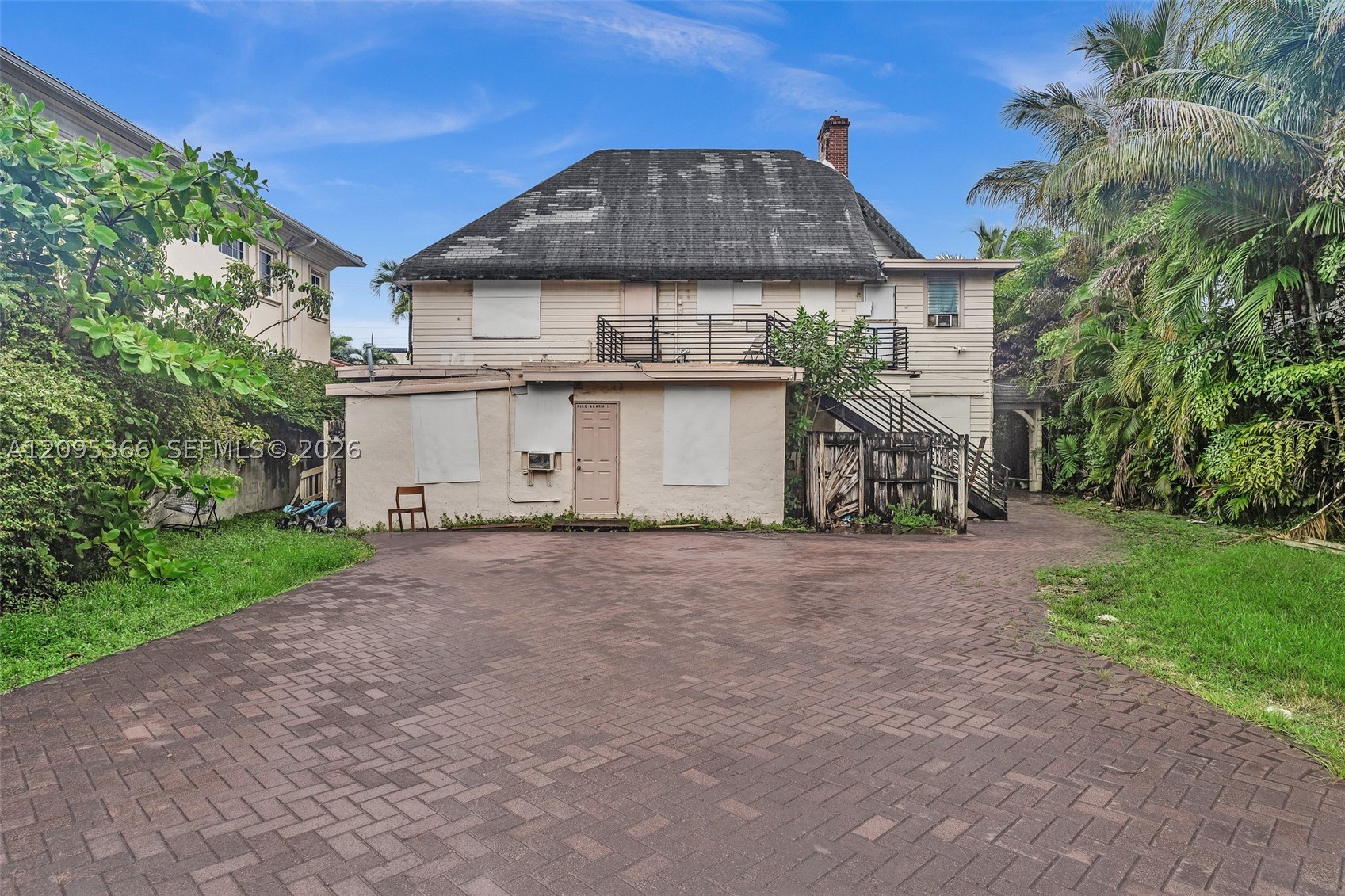 3746 Chase Ave Miami Beach, FL 33140