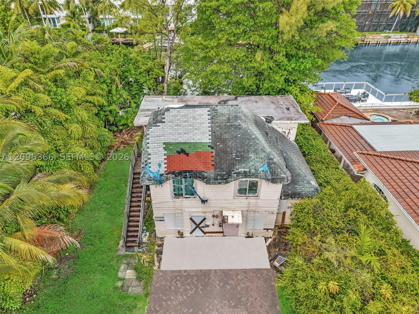 3746 Chase Ave Miami Beach, FL 33140
