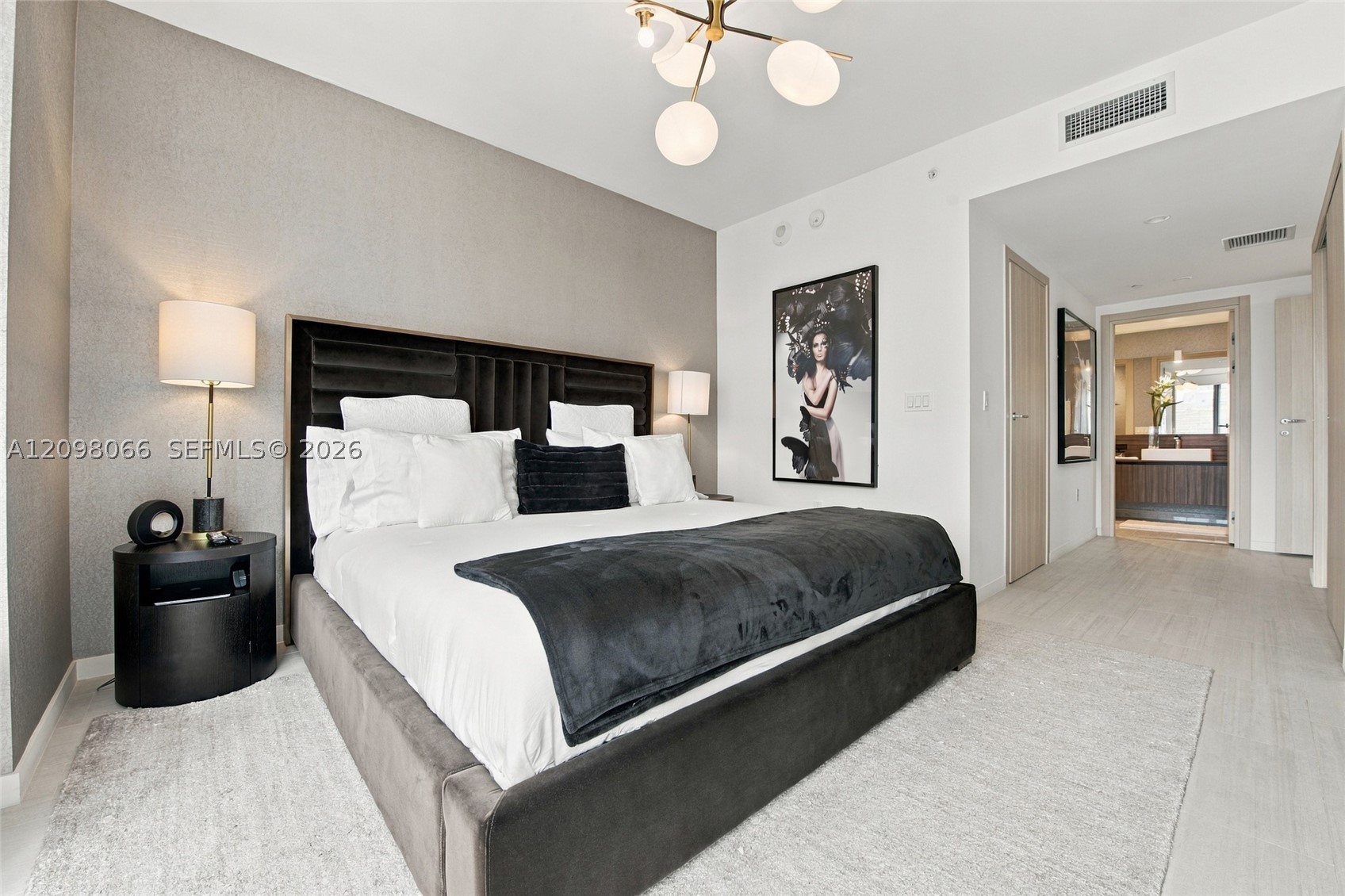 image Brickell Flatiron17