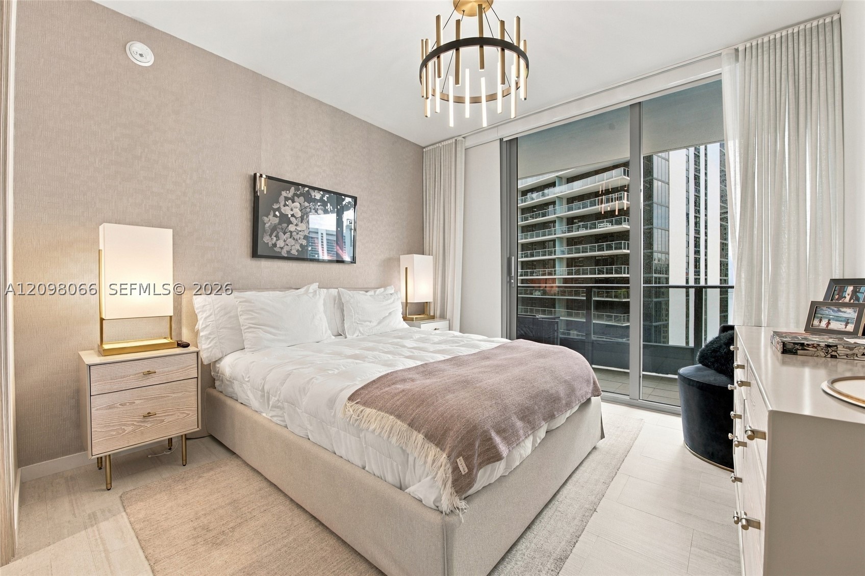 image Brickell Flatiron26