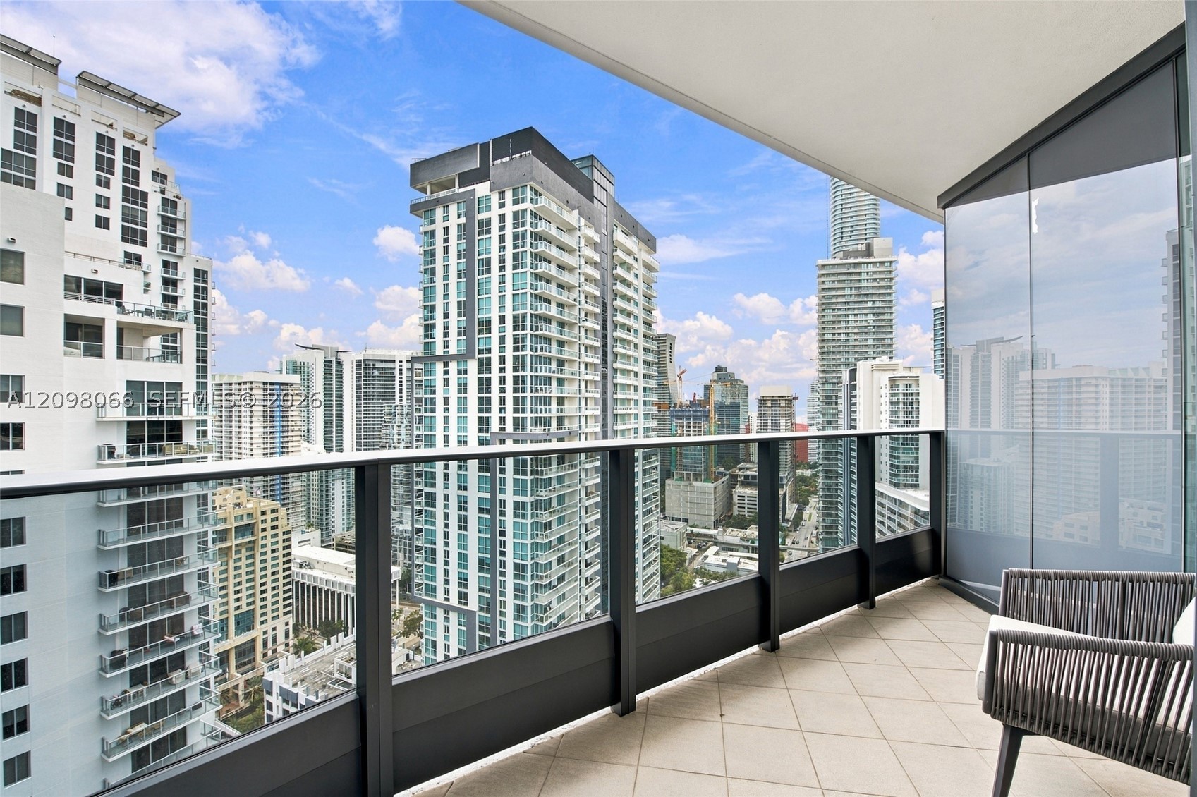 image Brickell Flatiron33