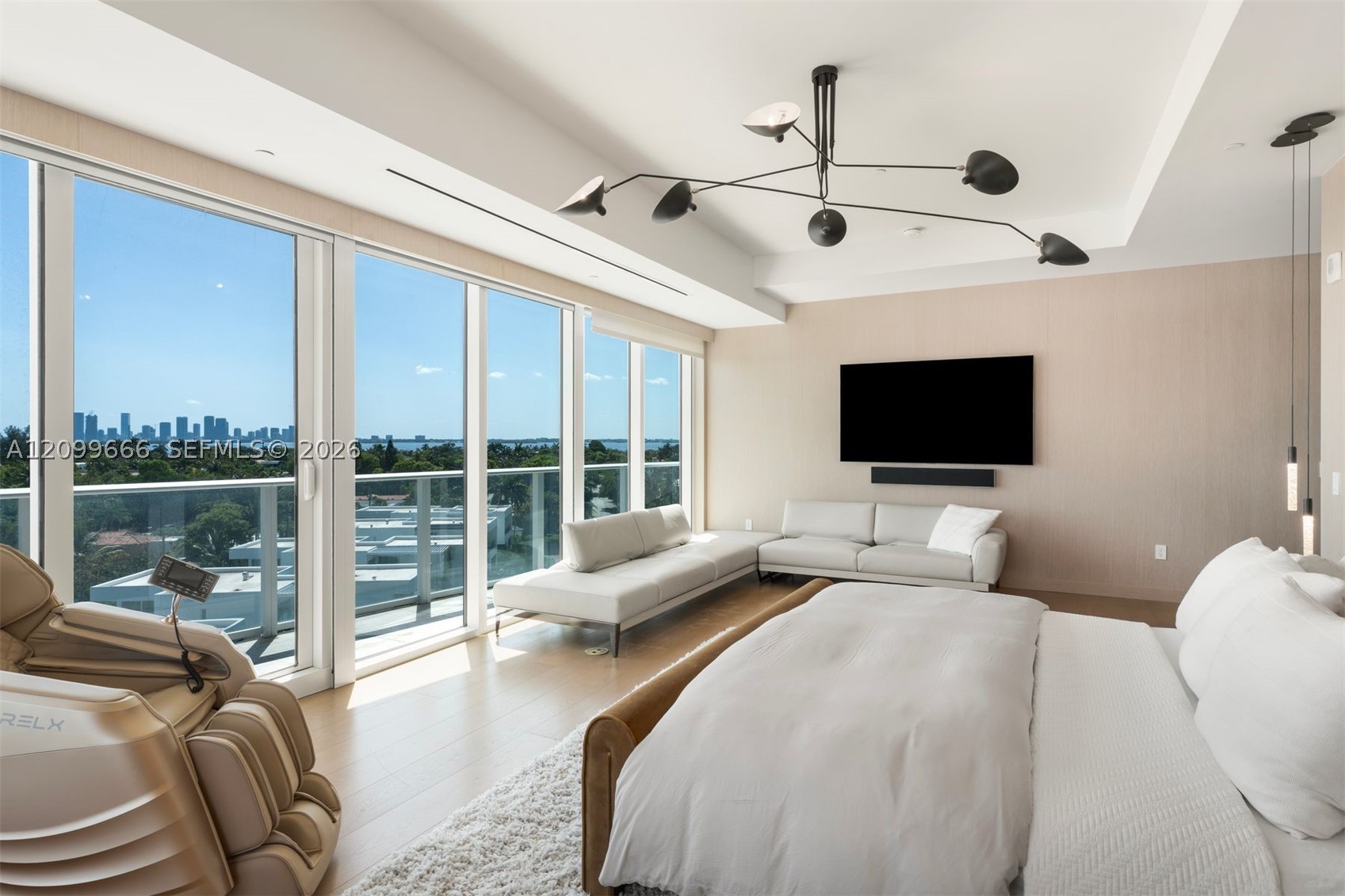 image Ritz-Carlton Residences Miami Beach10