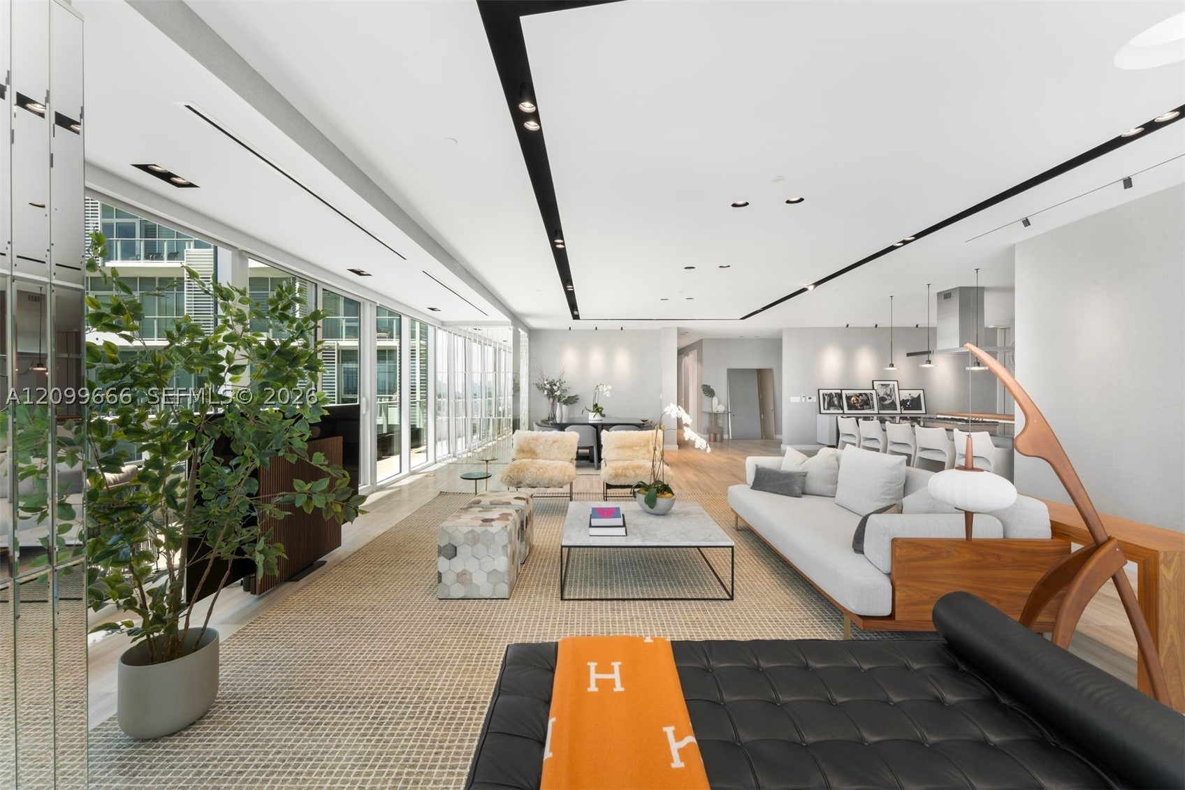 image Ritz-Carlton Residences Miami Beach21