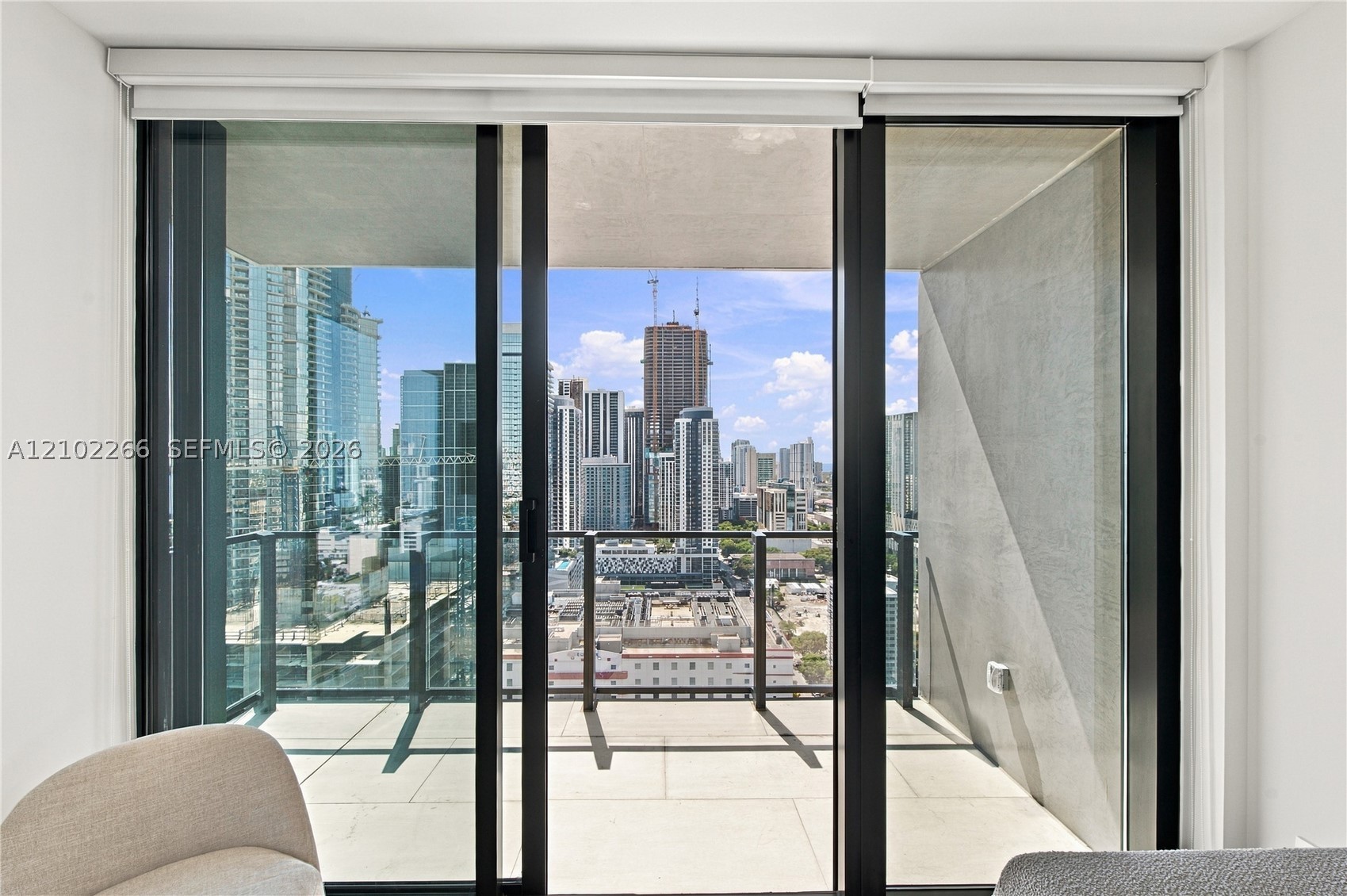 image E11EVEN Hotel & Residences14