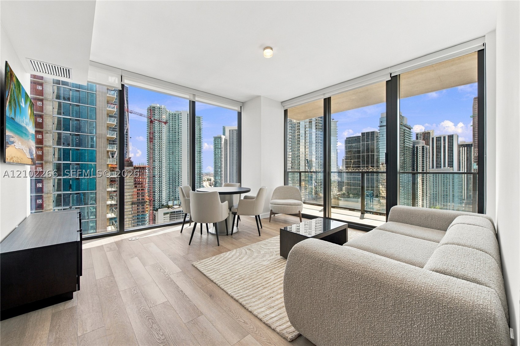 image E11EVEN Hotel & Residences1