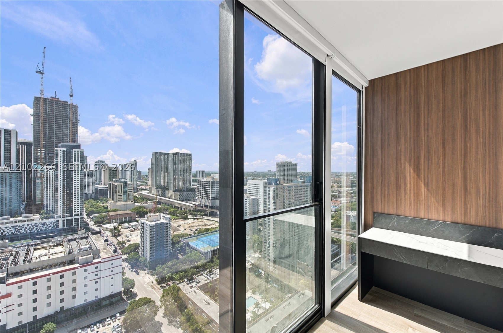 image E11EVEN Hotel & Residences22