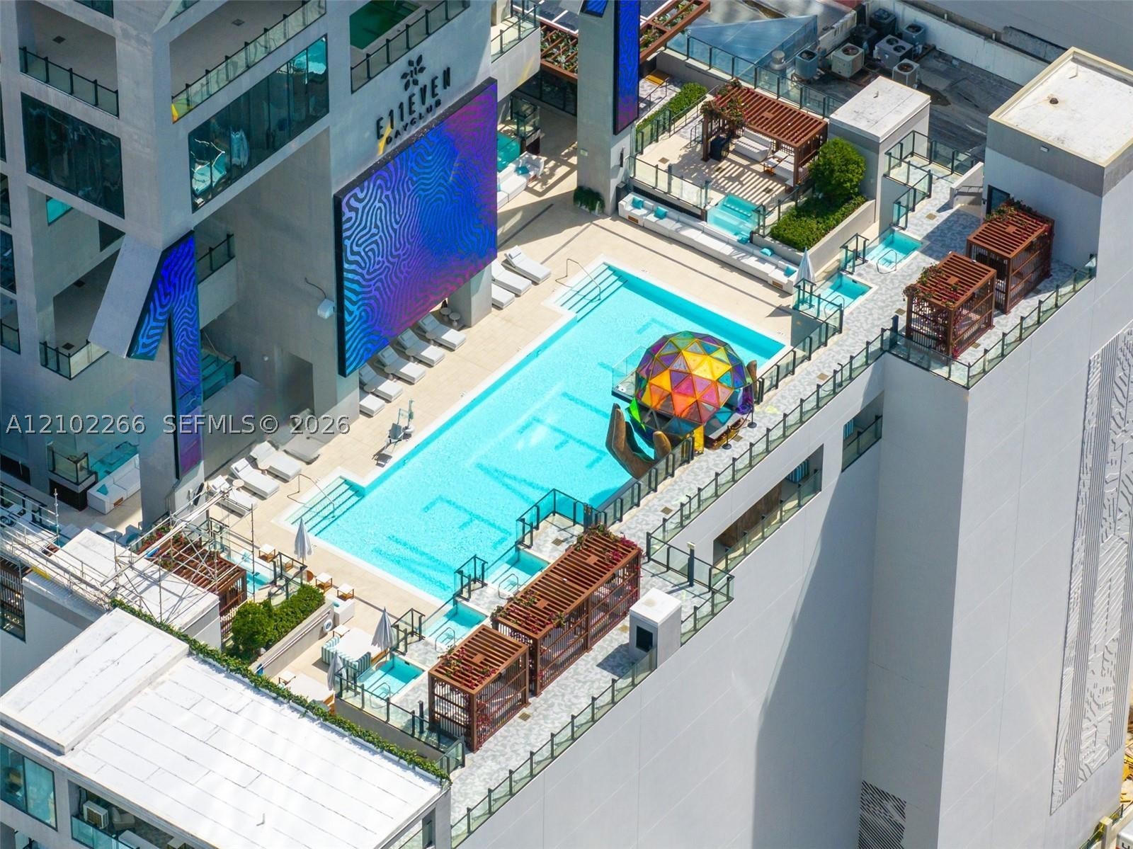 image E11EVEN Hotel & Residences25