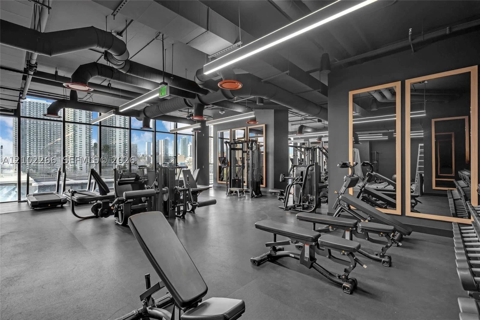 image E11EVEN Hotel & Residences30