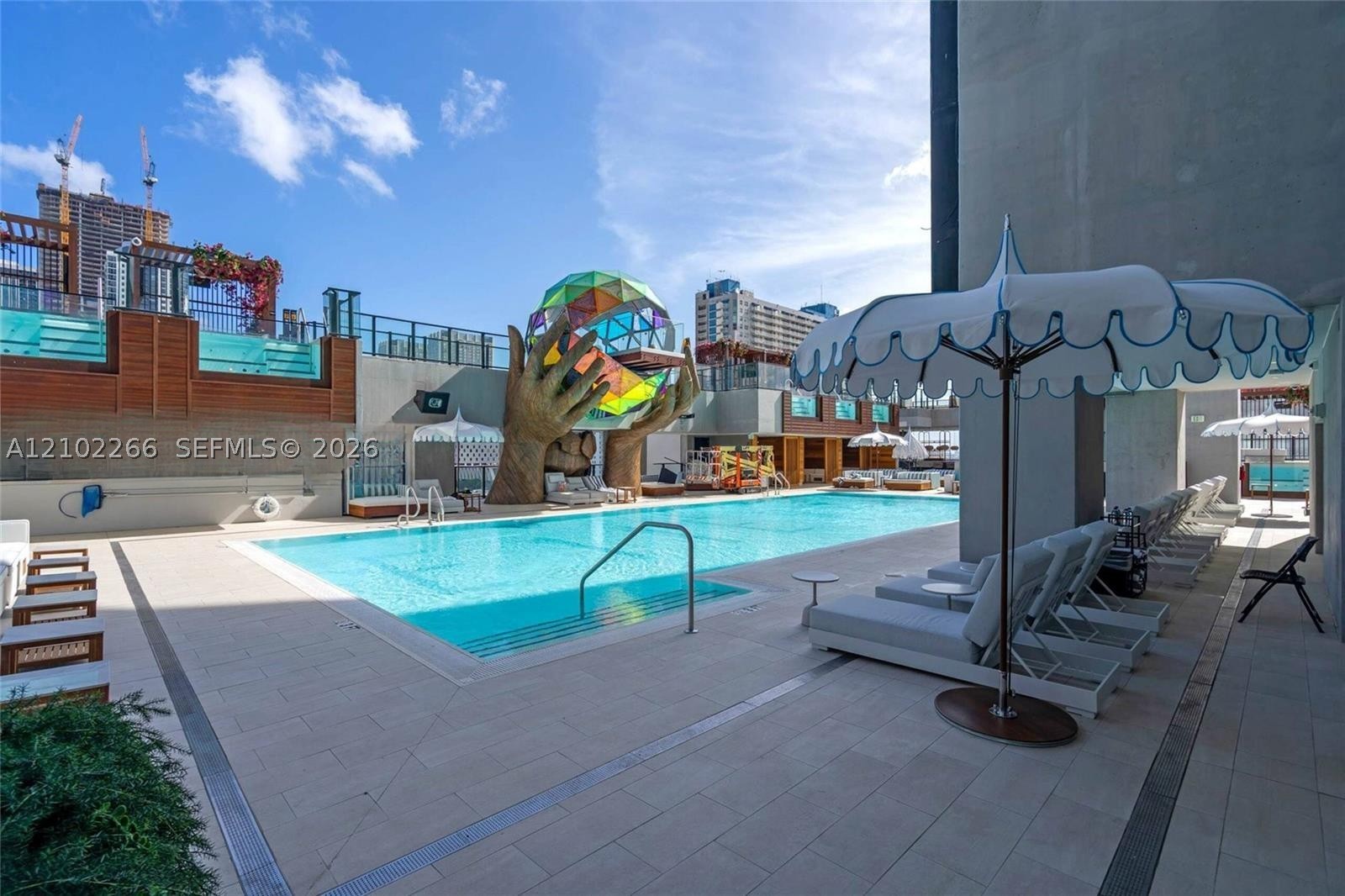 image E11EVEN Hotel & Residences33