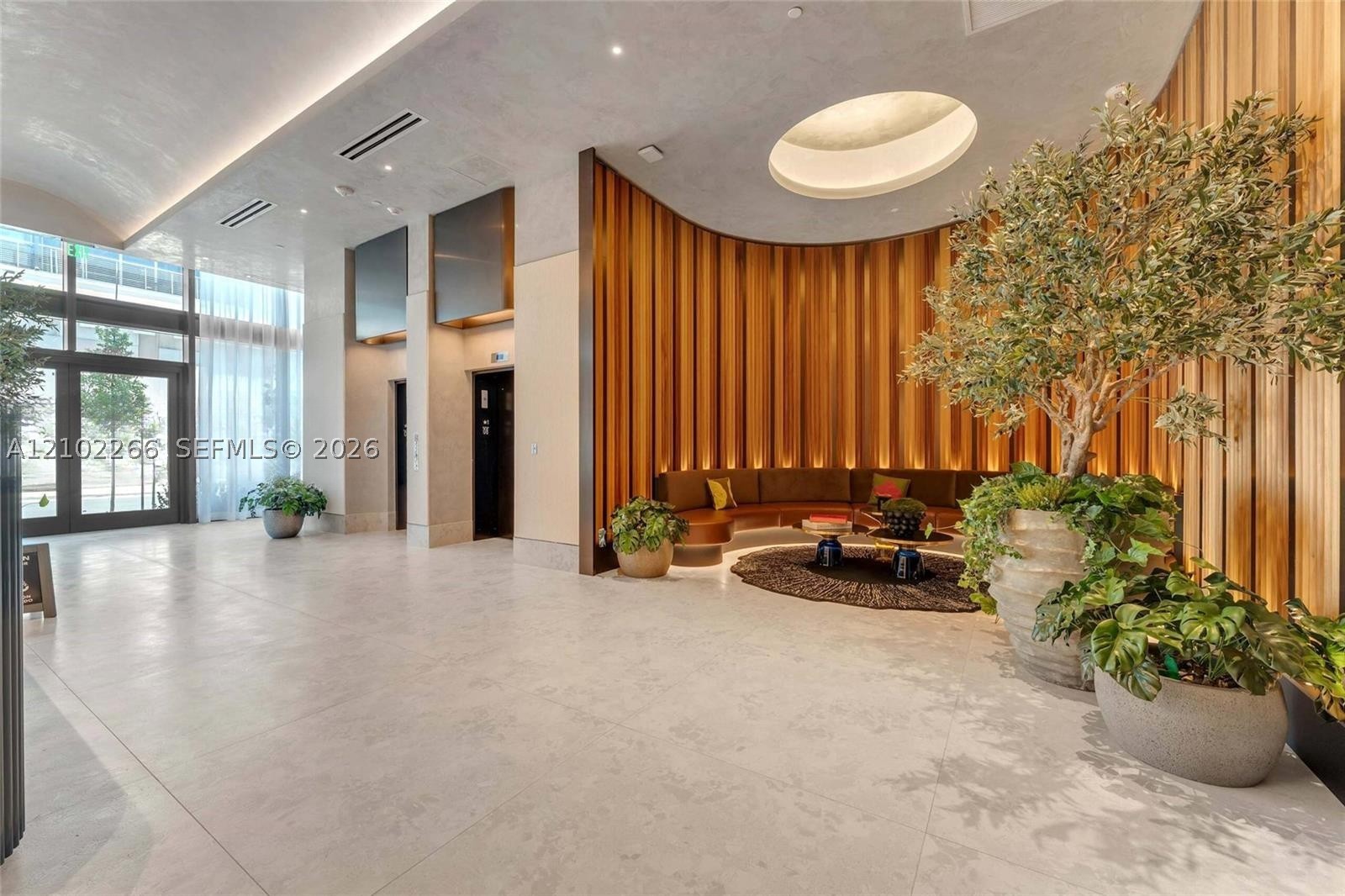 image E11EVEN Hotel & Residences44