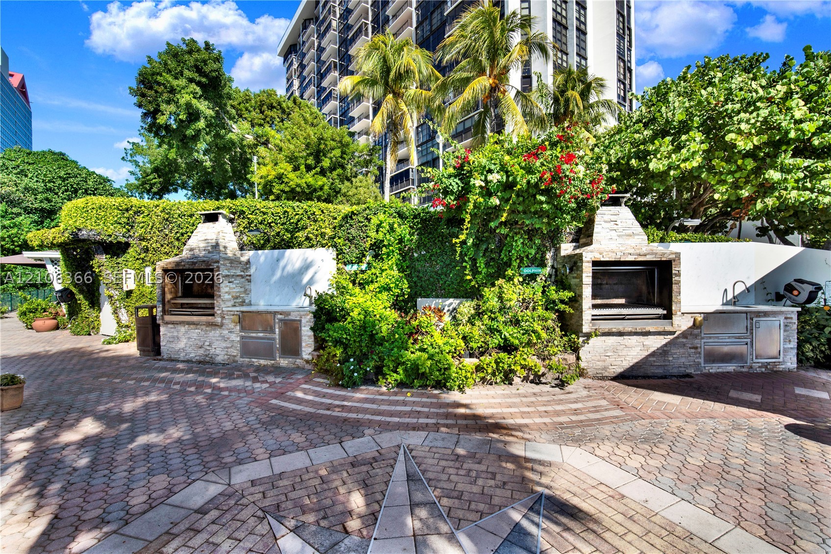 image Brickell Place I47