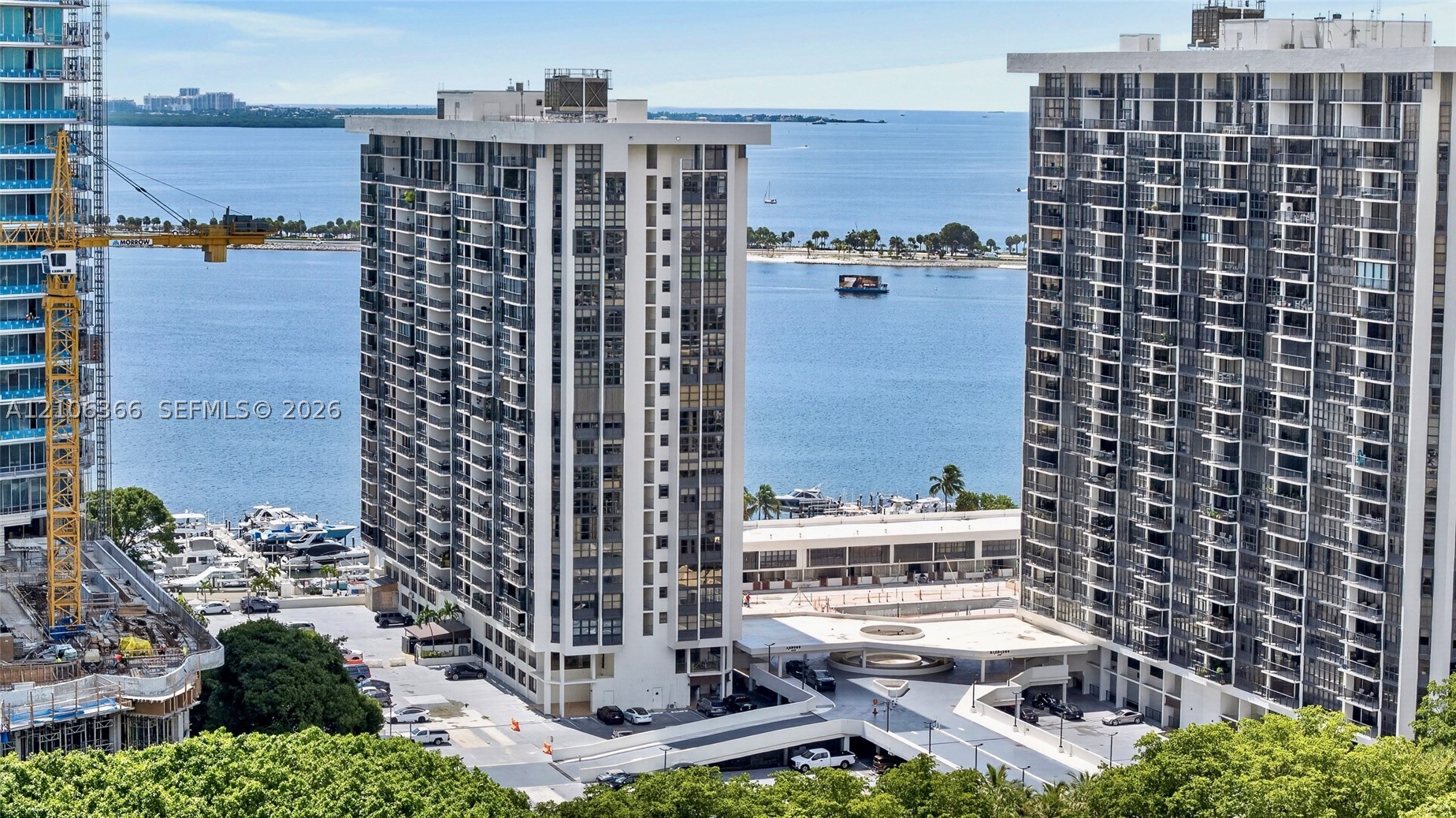 image Brickell Place I53