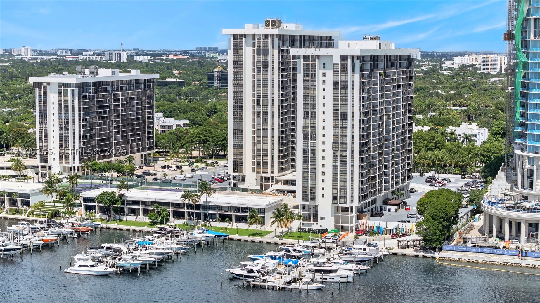 image Brickell Place I54