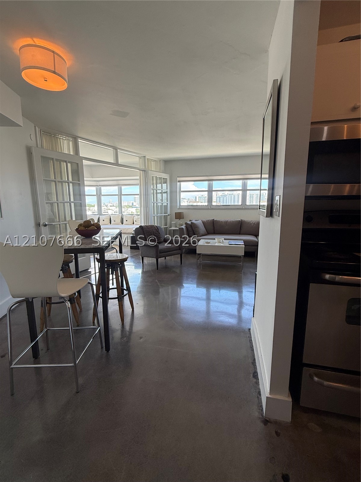 1881 Washington Ave #10C