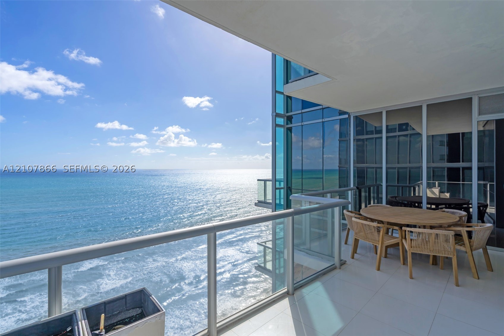17121 Collins Ave #2608