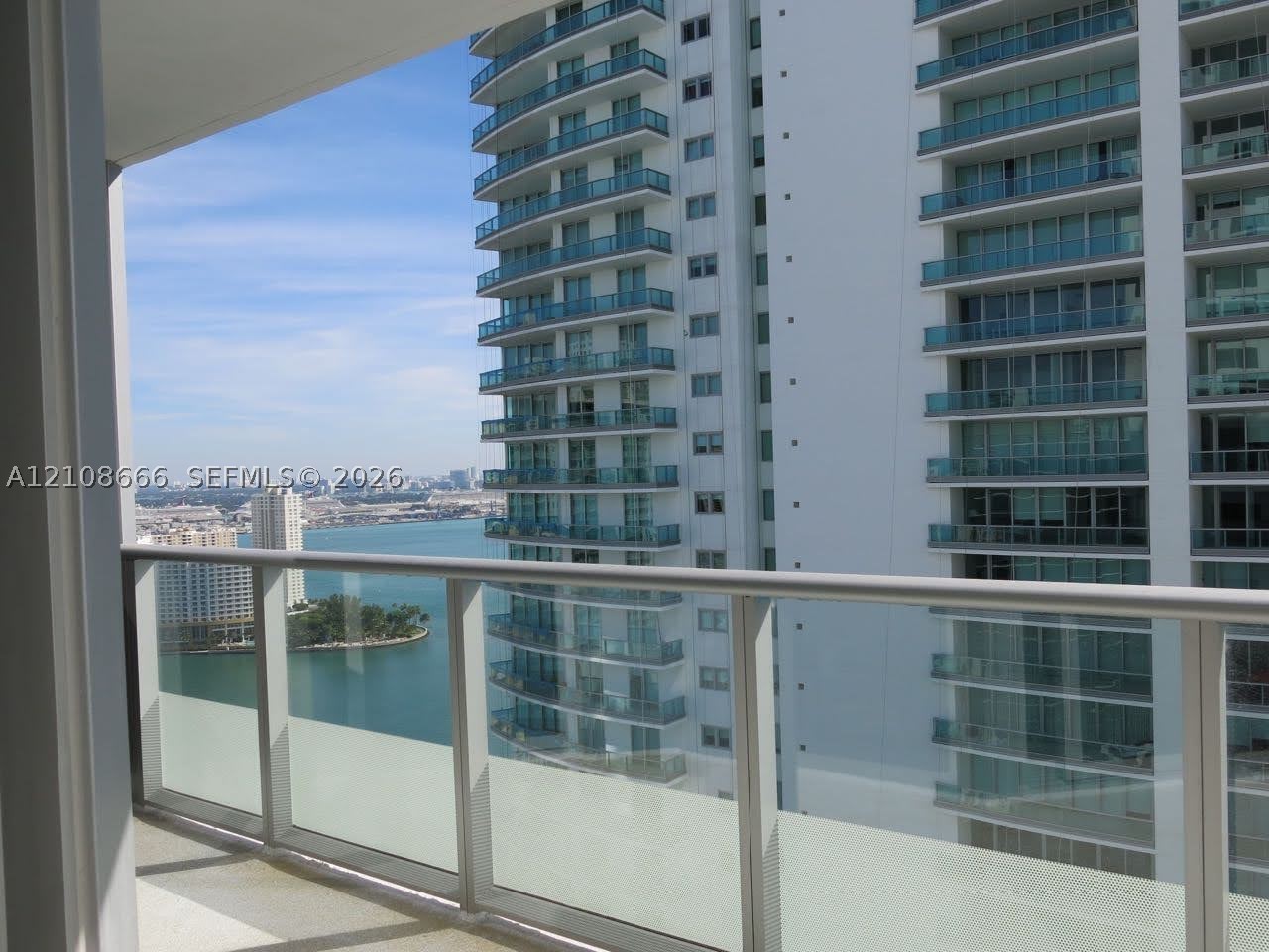 1300 Brickell Bay Dr #3506 Miami, FL 33131