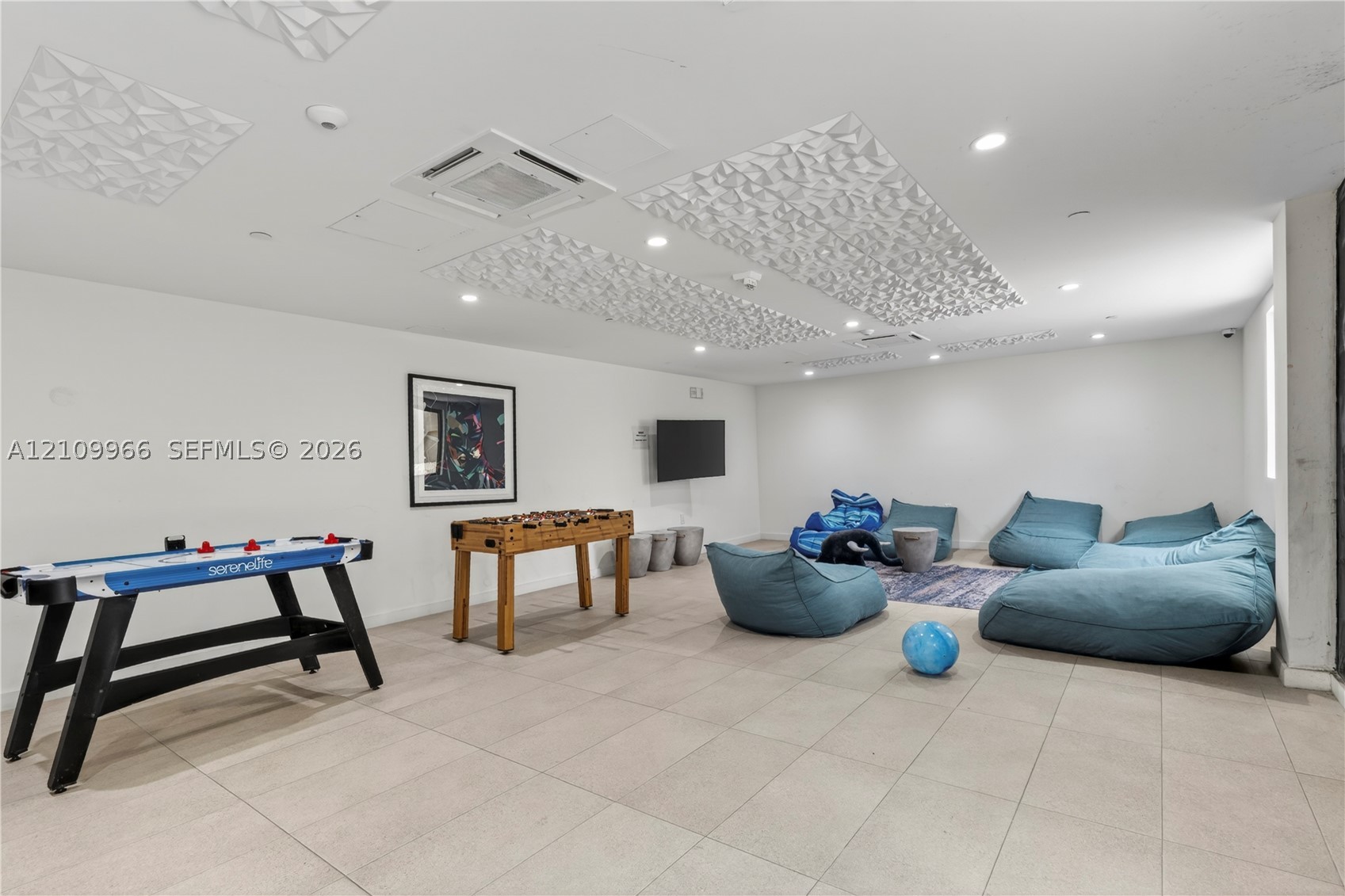 2 Grove Isle Dr #B1008 Miami, FL 33133