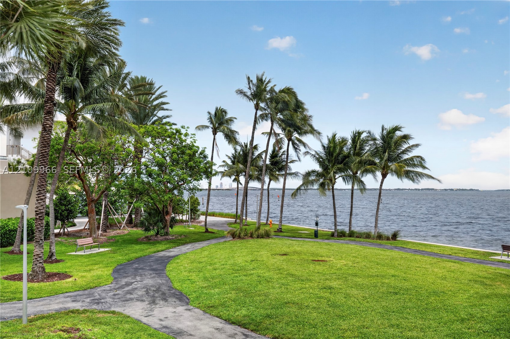 2 Grove Isle Dr #B1008 Miami, FL 33133
