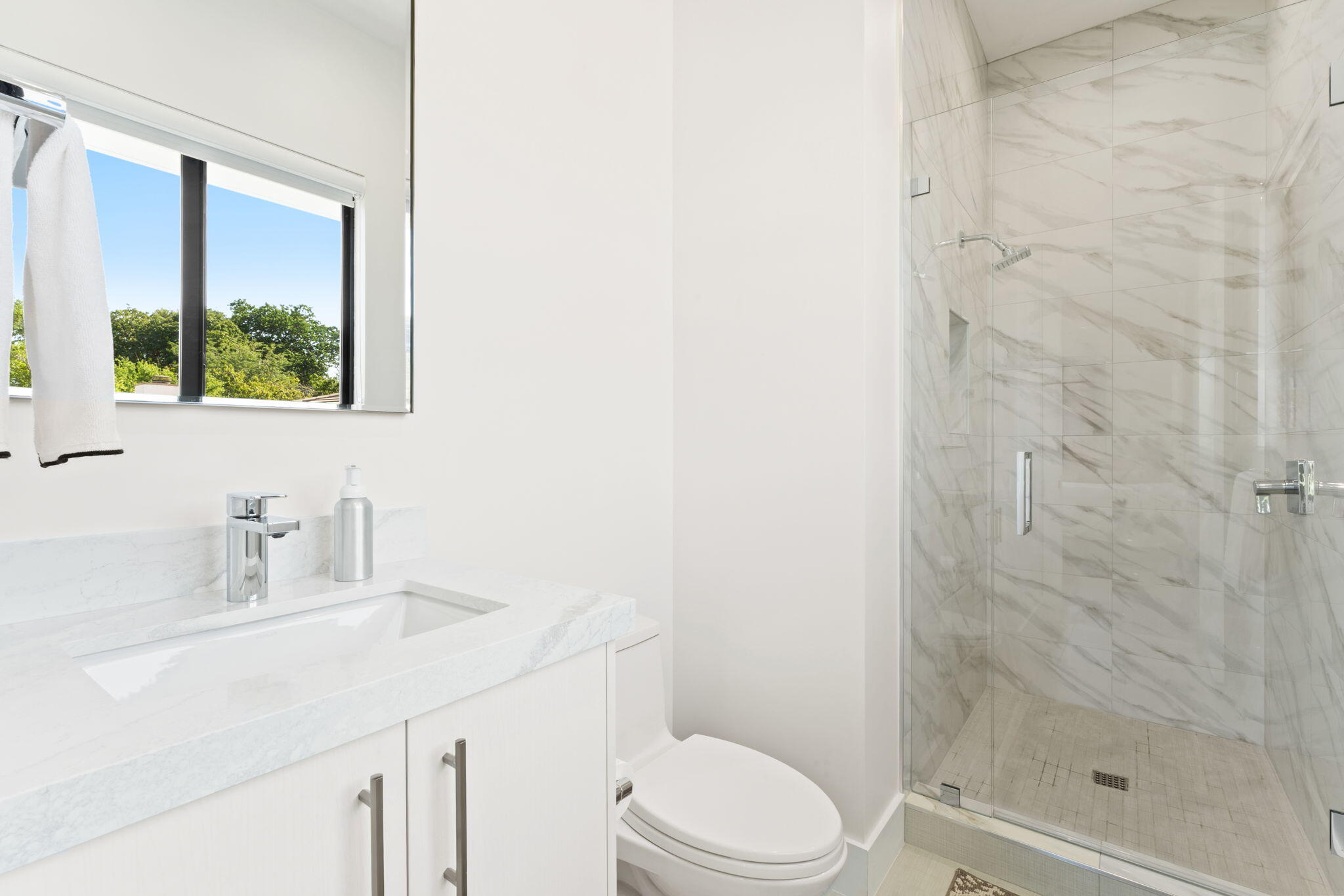 1032 SE 12th Fort Lauderdale, FL 33316