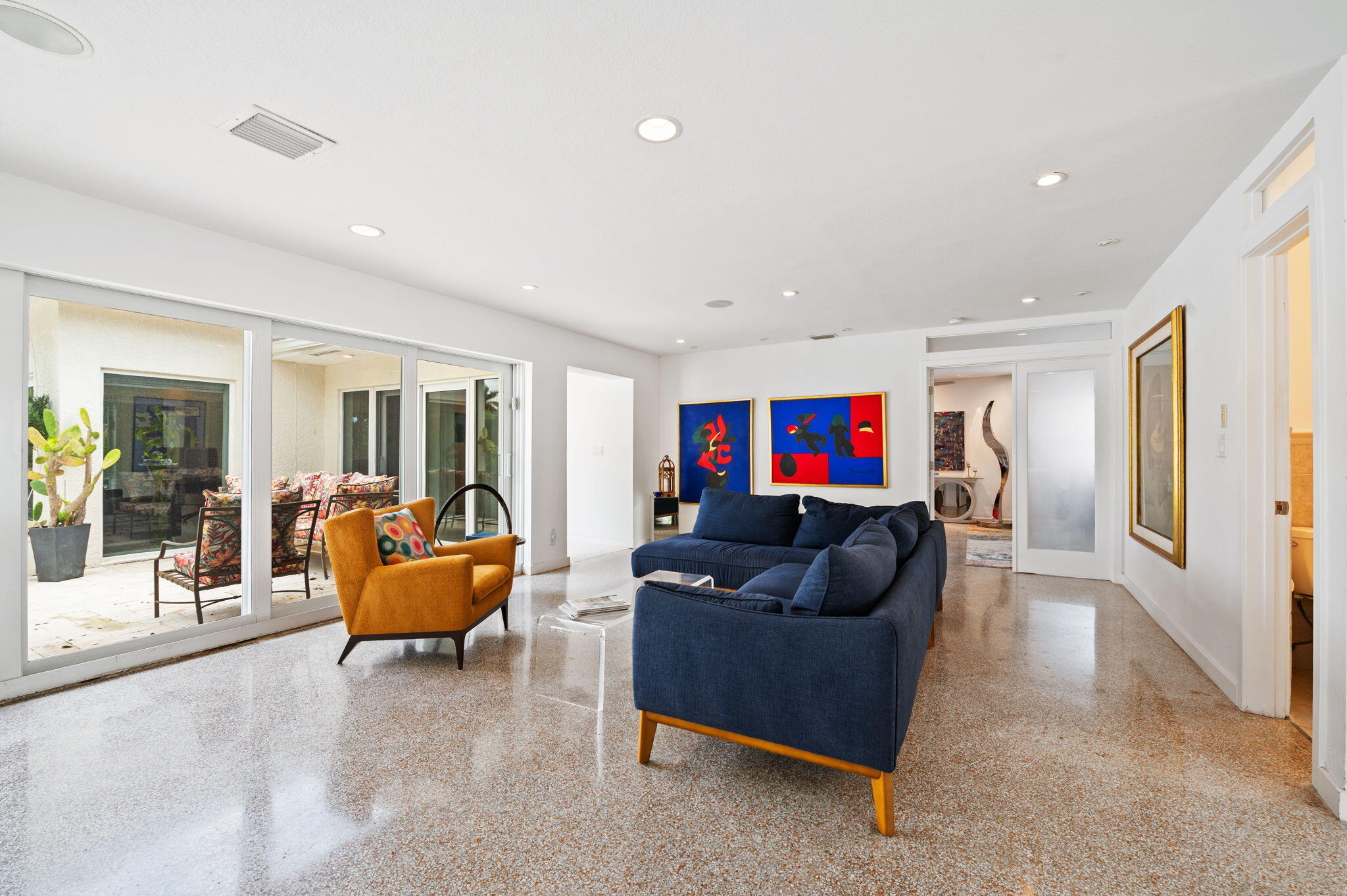 349 NE 29th St Wilton Manors, FL 33334