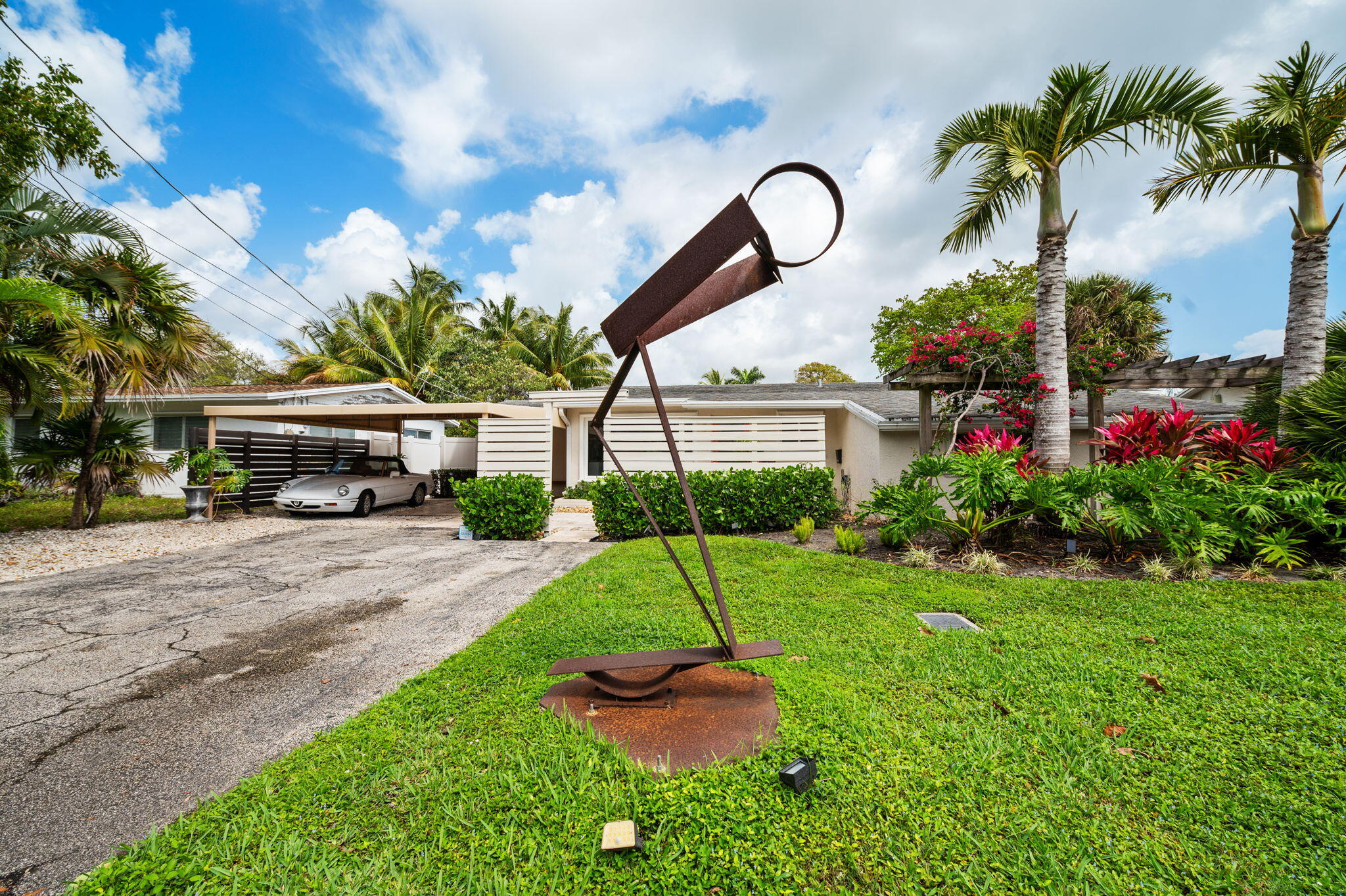 349 NE 29th St Wilton Manors, FL 33334