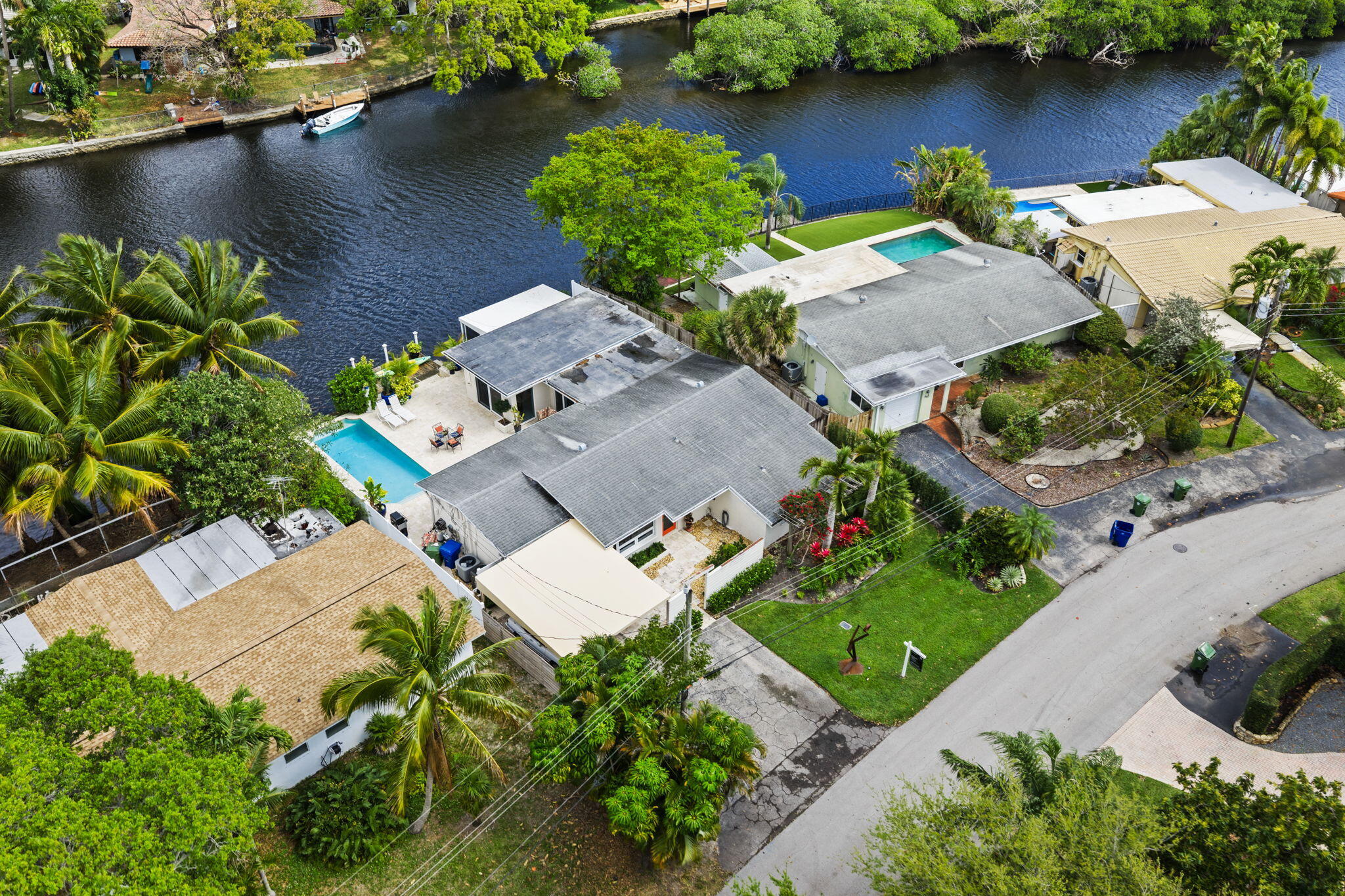 349 NE 29th St Wilton Manors, FL 33334