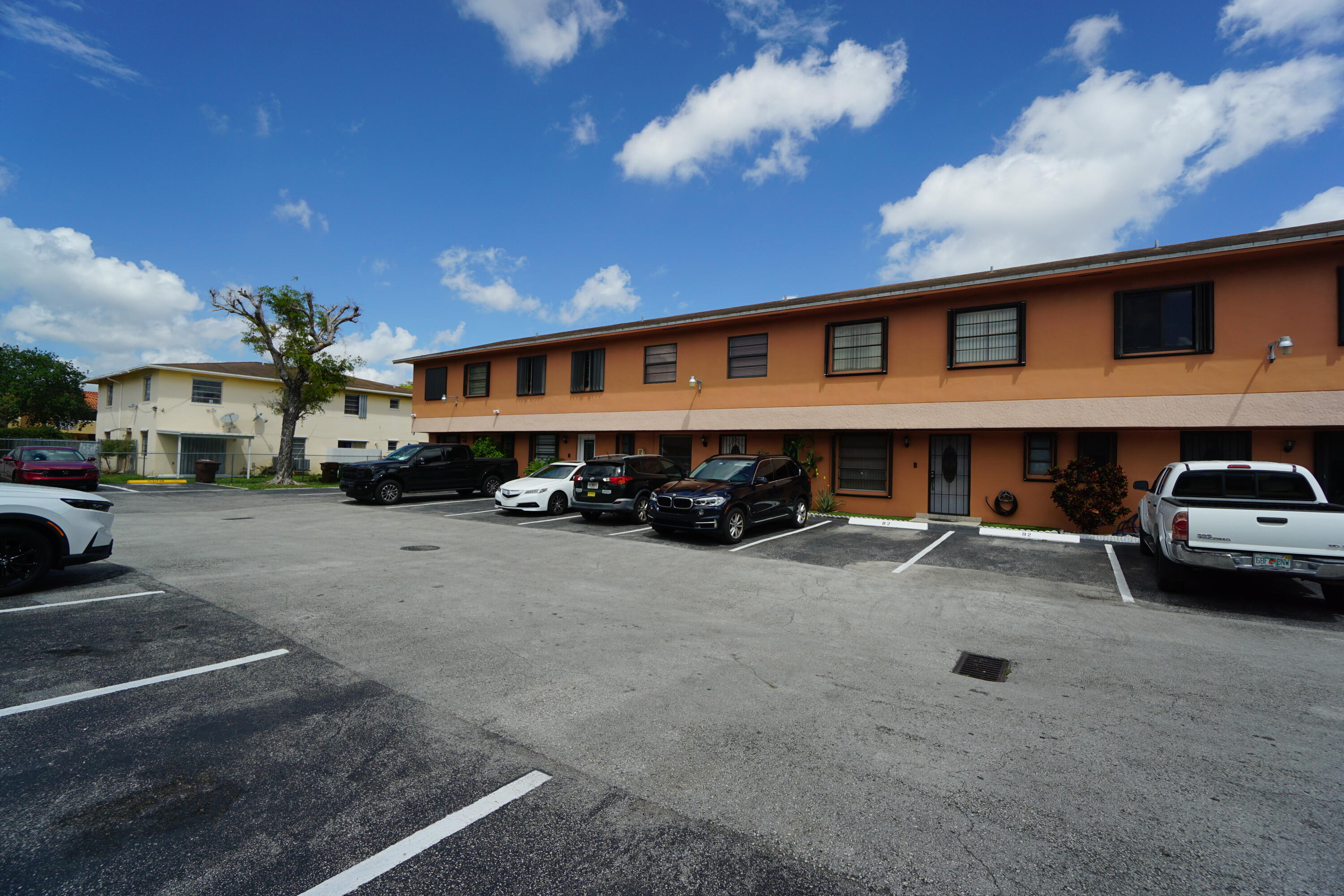 1765 W 41st #Unit 2d Hialeah, FL 33012