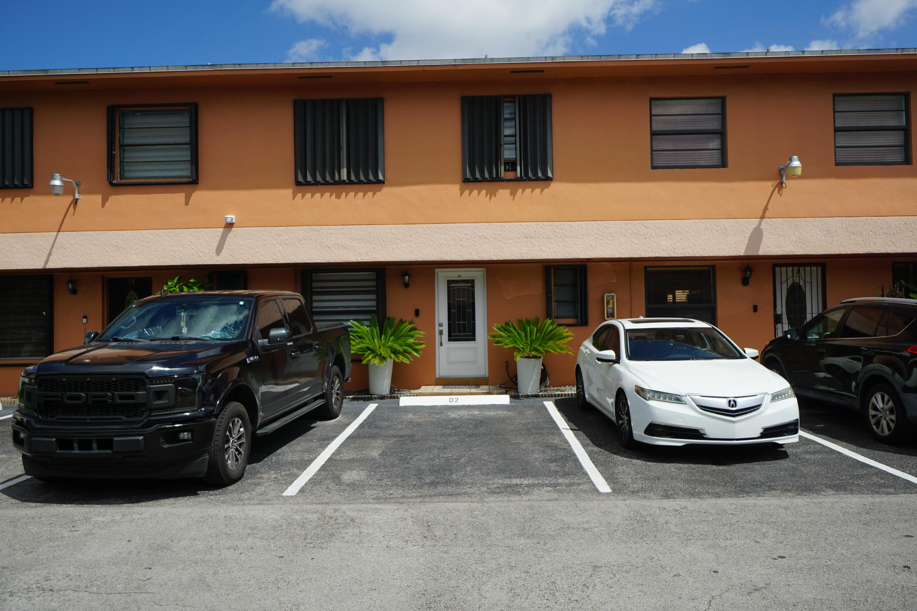 1765 W 41st #Unit 2d Hialeah, FL 33012