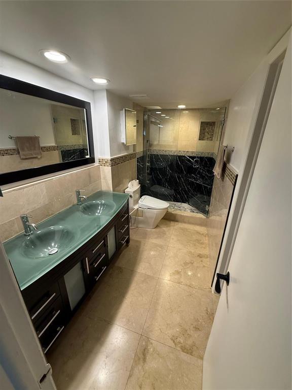 19428 NE 26th #103b Miami, FL 33180