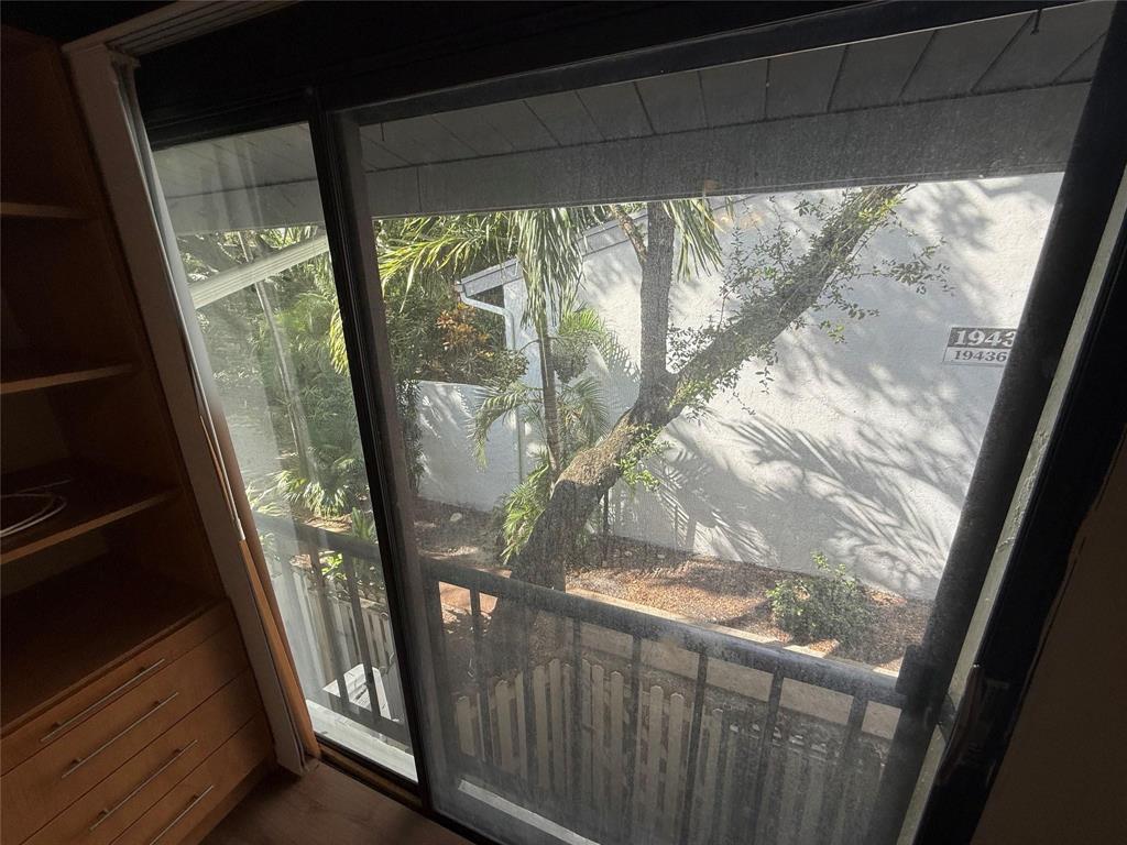 19428 NE 26th #103b Miami, FL 33180