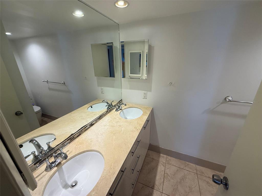 19428 NE 26th #103b Miami, FL 33180