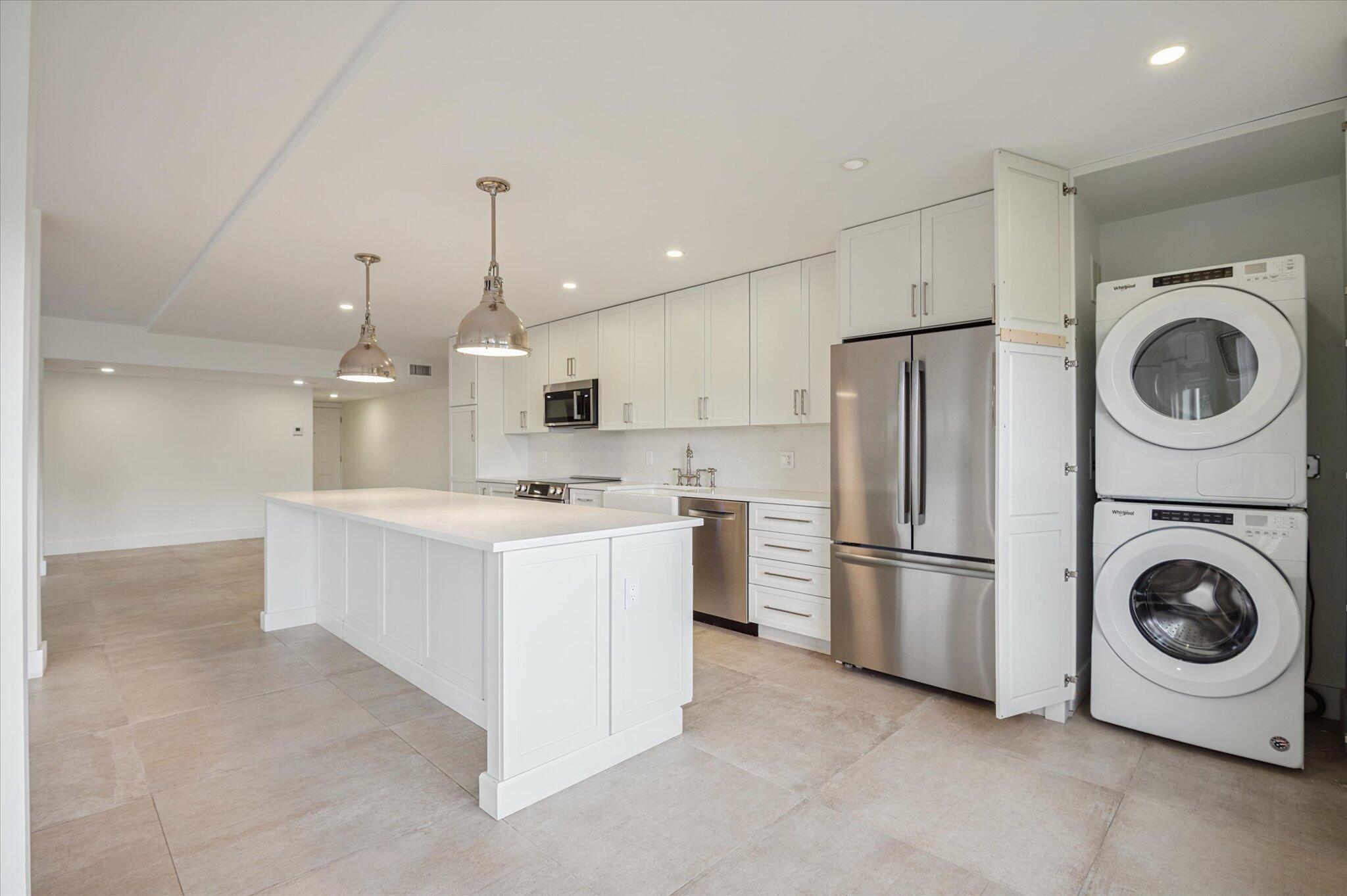 5100 Bayview #106 Fort Lauderdale, FL 33308