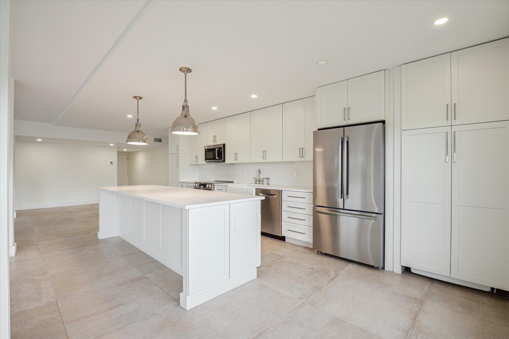 5100 Bayview #106 Fort Lauderdale, FL 33308