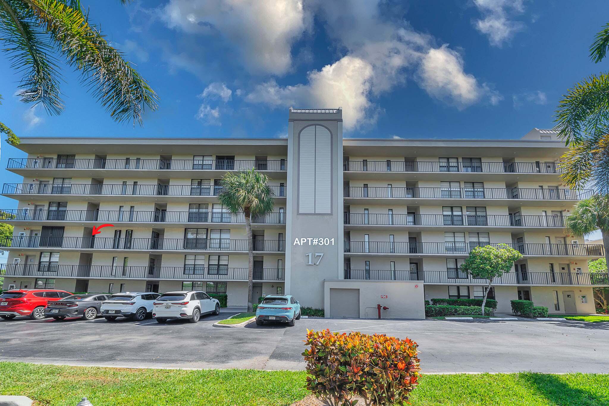 17 Royal Palm #3010