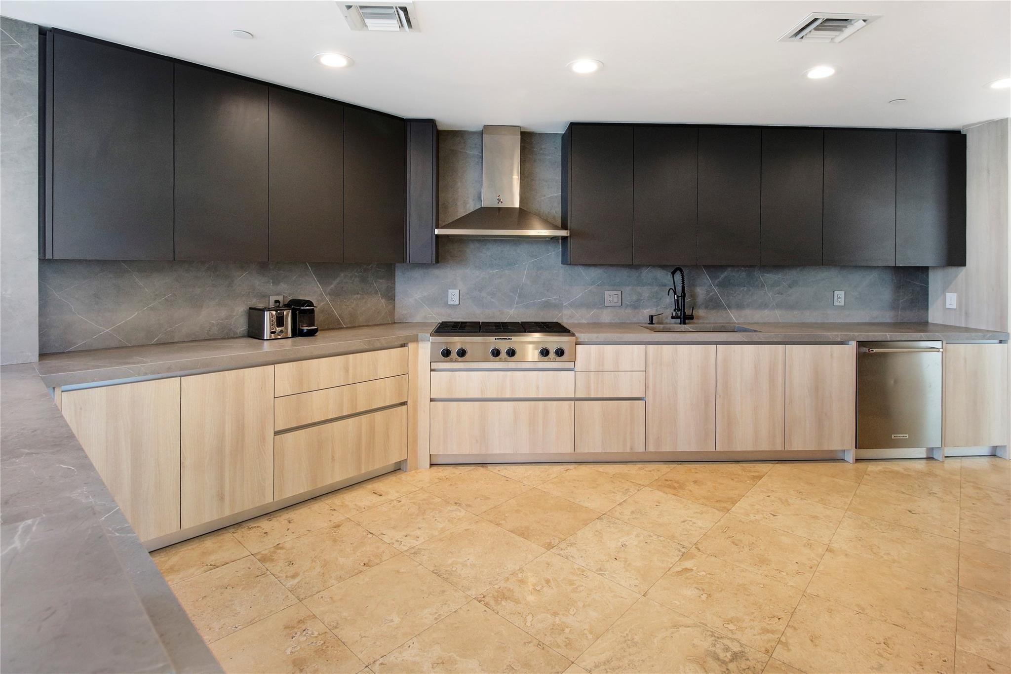 301 Hendricks #7 Fort Lauderdale, FL 33301