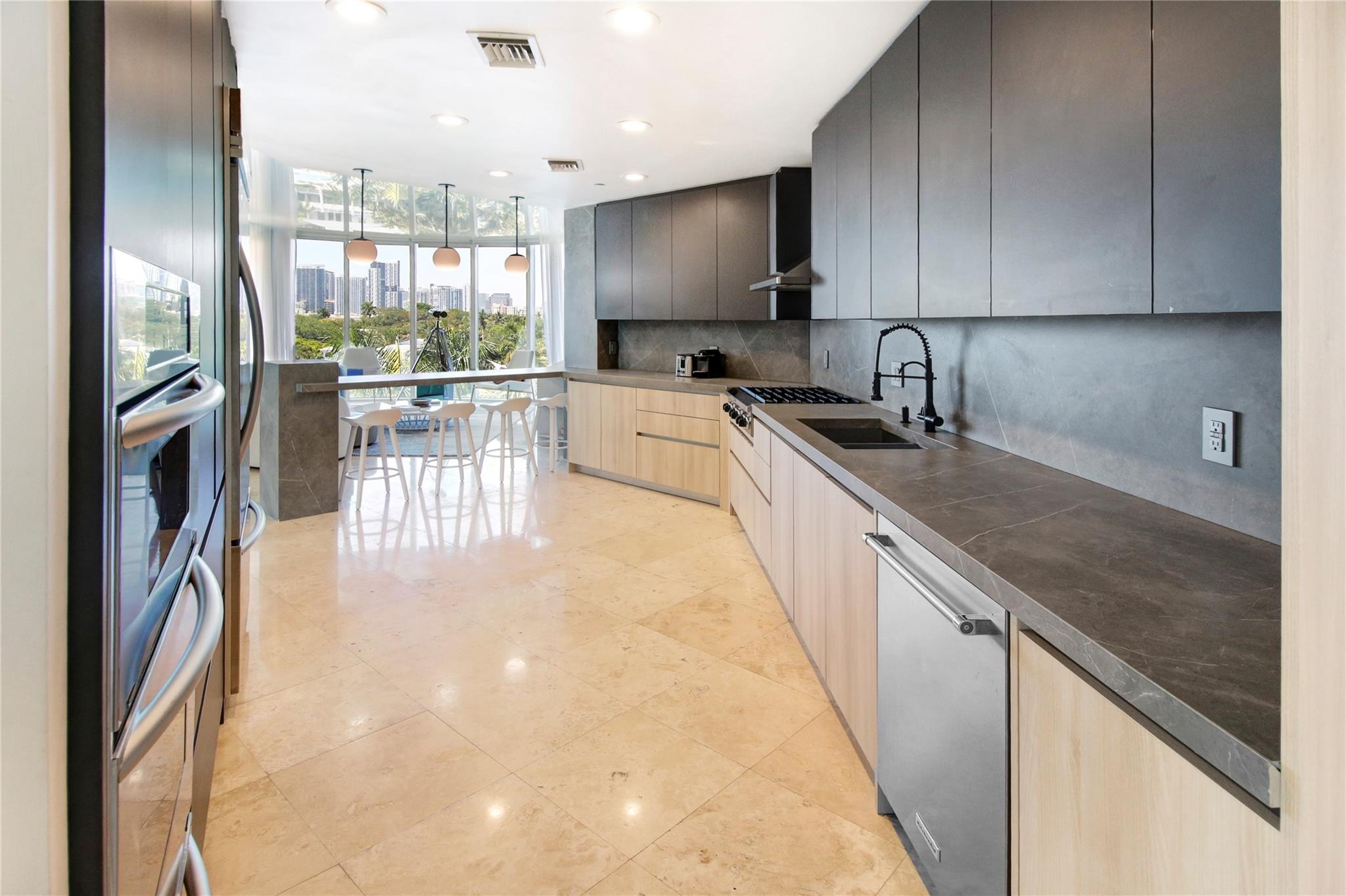 301 Hendricks #7 Fort Lauderdale, FL 33301