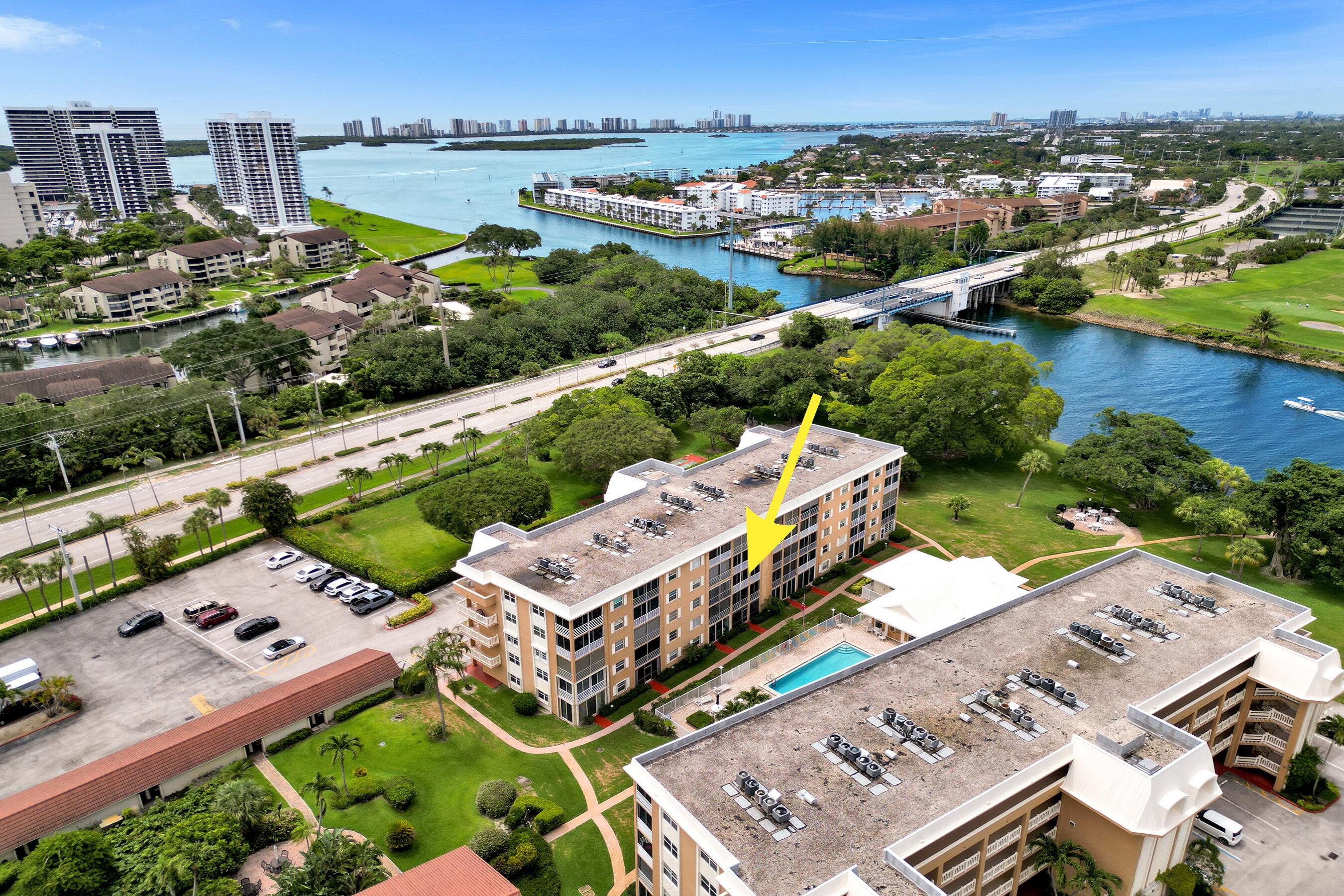304 Golfview #304