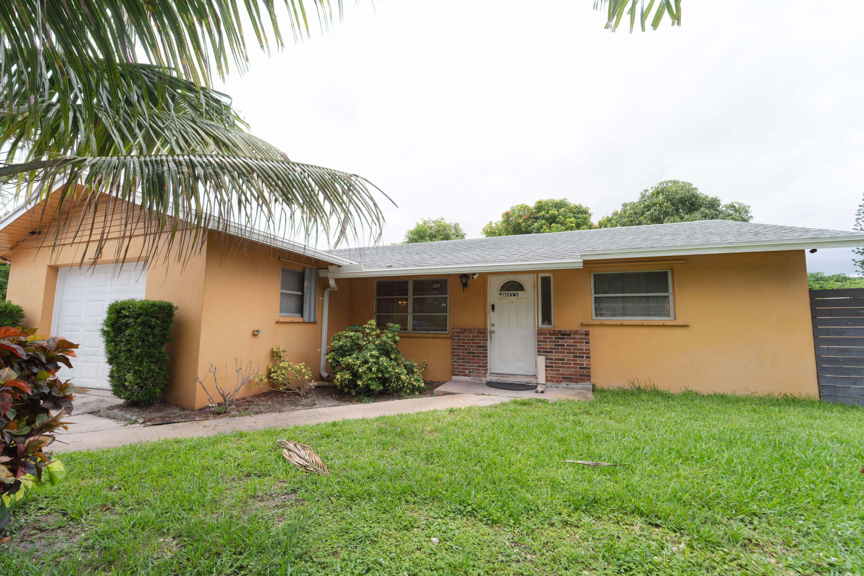 3617 Old Boynton Boynton Beach, FL 33436