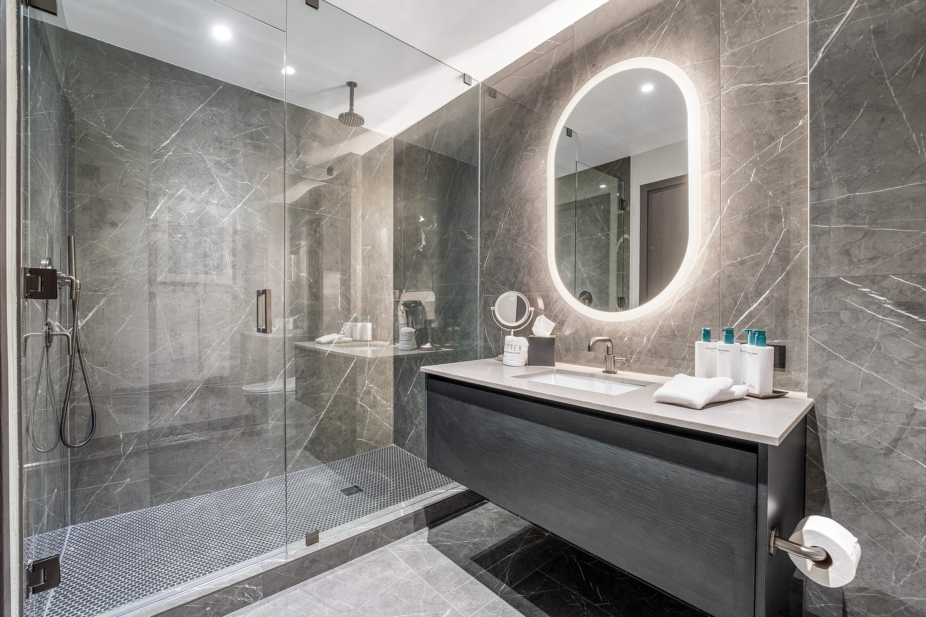 image E11EVEN Hotel & Residences18