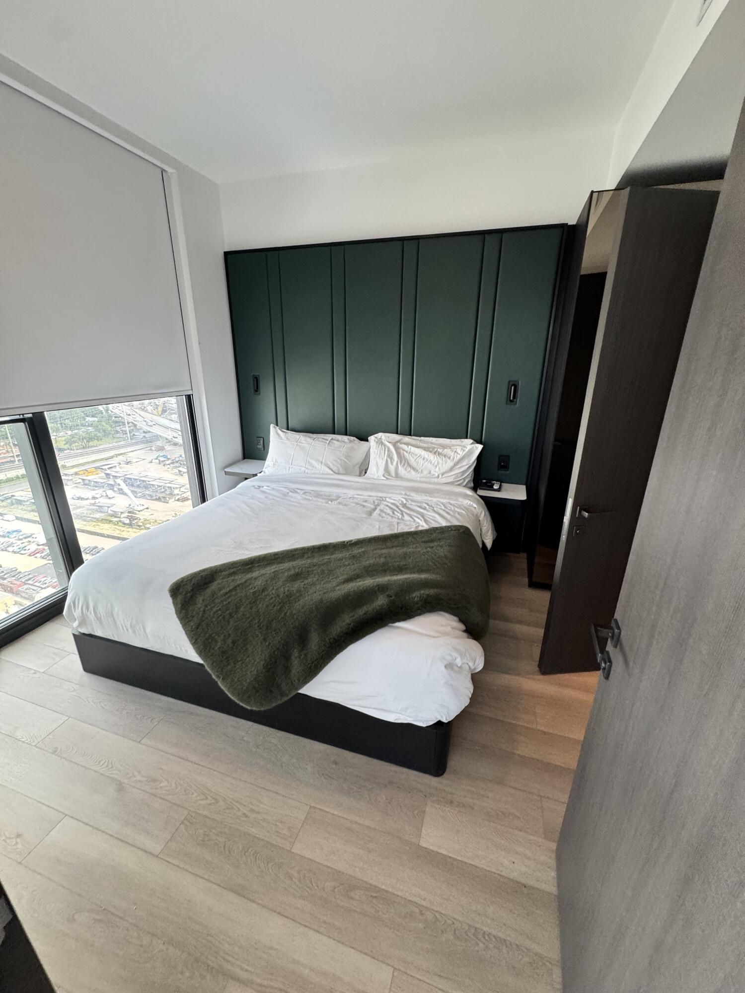 image E11EVEN Hotel & Residences1